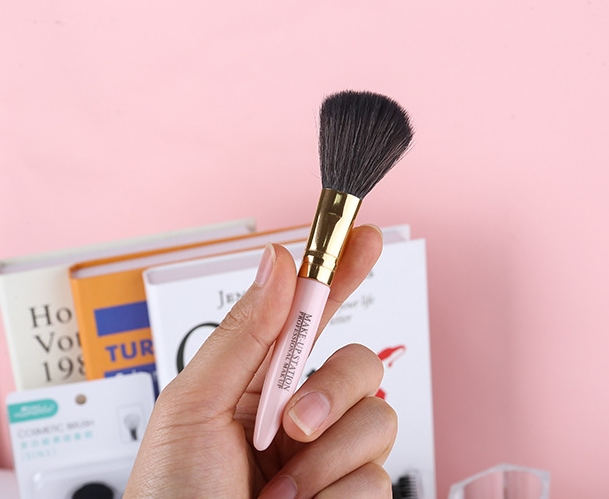 Premium Makeup Brush Set - 12 Piece Professional Cosmetic Brushes for Foundation, Blending, Contouring & Eyeshadow - Perfect for Everyday Makeup & Travel