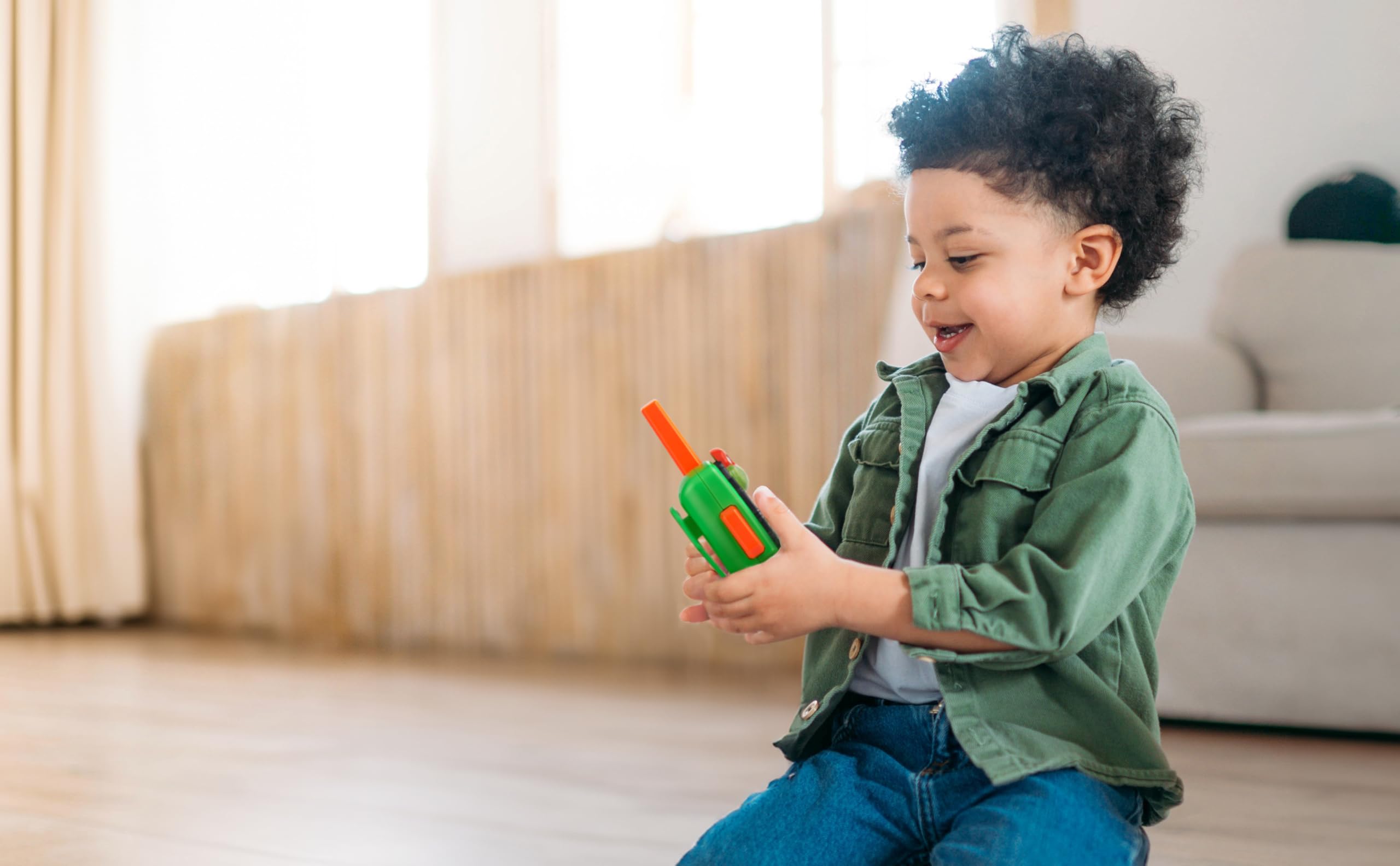 eKids Teenage Mutant Ninja Turtles Walkie Talkies for Kids - Static-Free 2-Way Radios for Indoor & Outdoor Play - Perfect Birthday Gift for TMNT Fans - Great for Backyard Adventures, Camping & Role Play Games