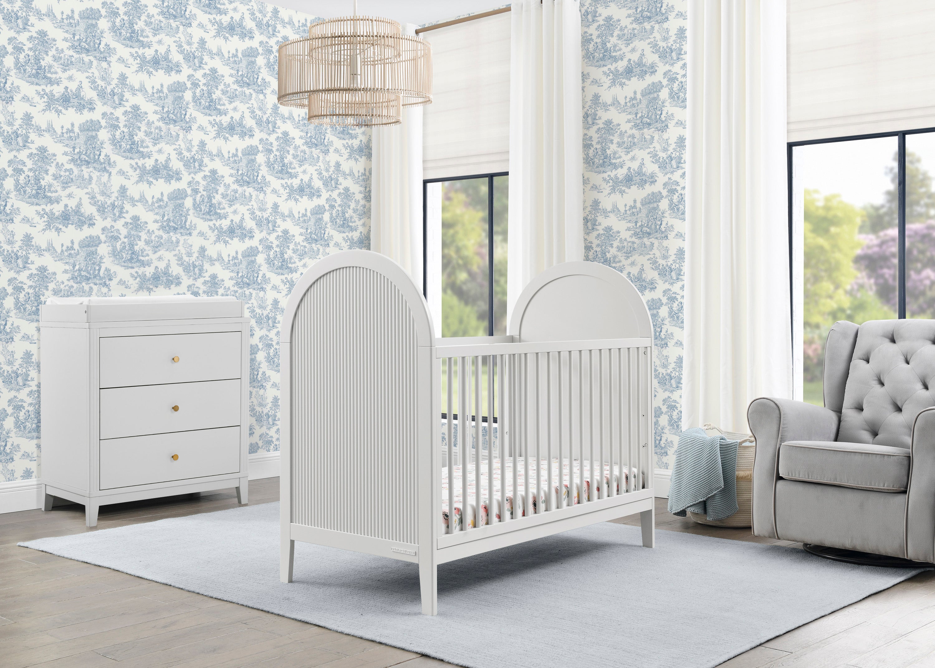 Eloise 4-in-1 Convertible Baby Crib - Toddler Bed, Daybed & Full-Size Bed Conversion - Safe Nursery Furniture for Newborns to Teens - Perfect for Bedrooms, Daycare & Guest Rooms