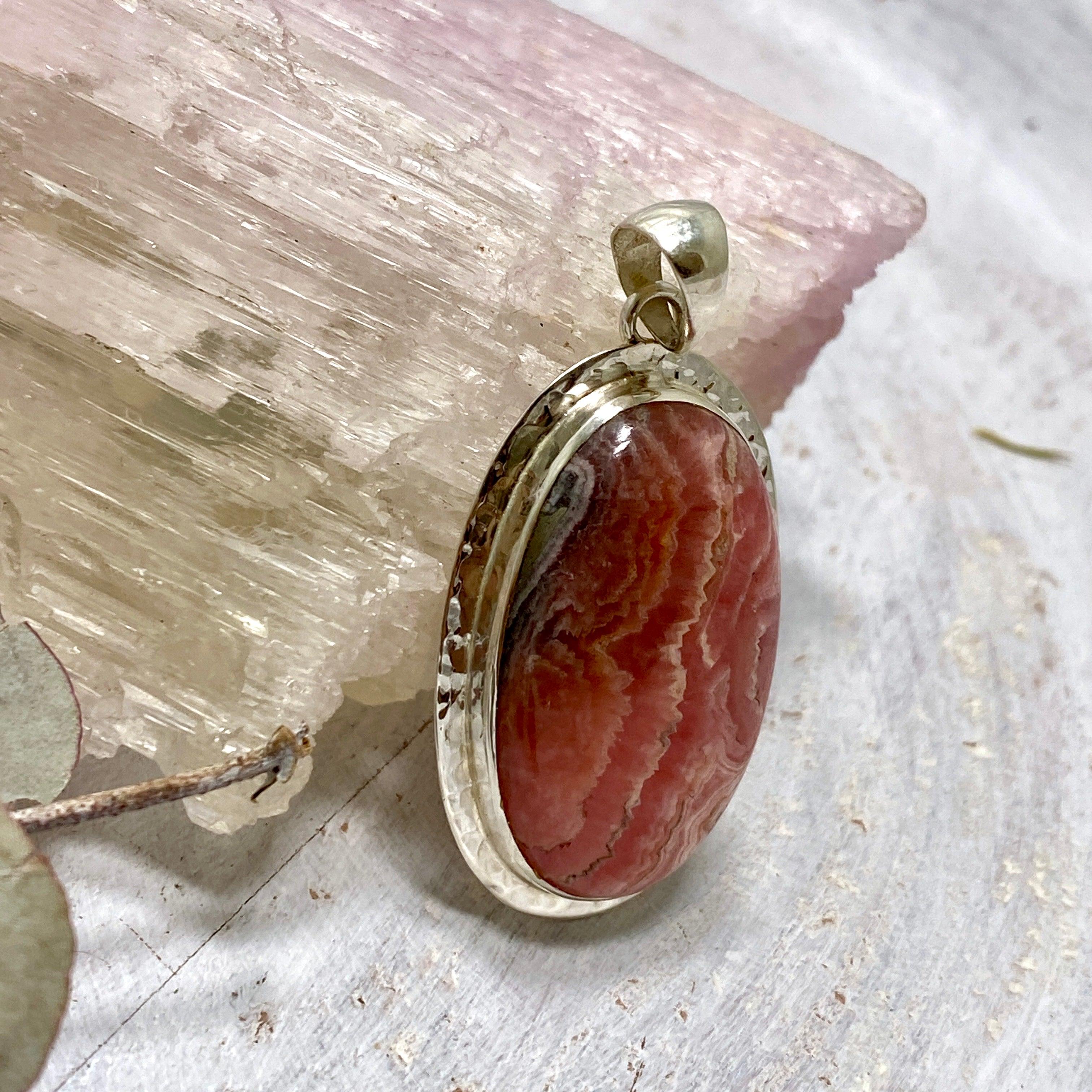 Rhodochrosite Oval Pendant Necklace KPGJ3237 - Elegant Gemstone Jewelry for Women, Perfect for Gifts & Special Occasions