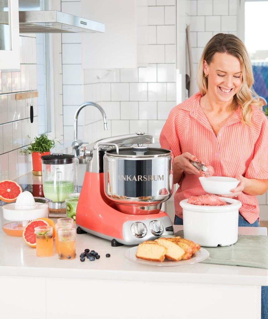 Ankarsrum Premium Stand Mixer 600W - Original Swedish Assistent Mixer Since 1940 - Top Performance Kitchen Appliance for Baking, Dough Kneading & Food Prep - Available in Multiple Colors