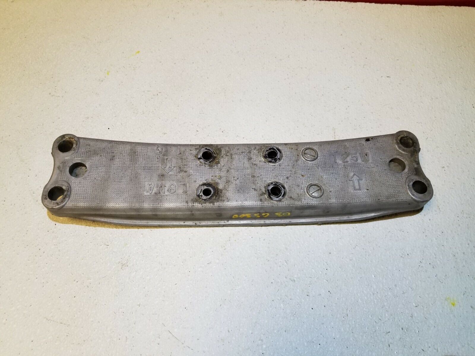 Lexus GS300 Automatic Transmission Mount Bracket OEM 00 01 02 03 04 05 - Perfect for Smooth Gear Shifting & Enhanced Driving Comfort