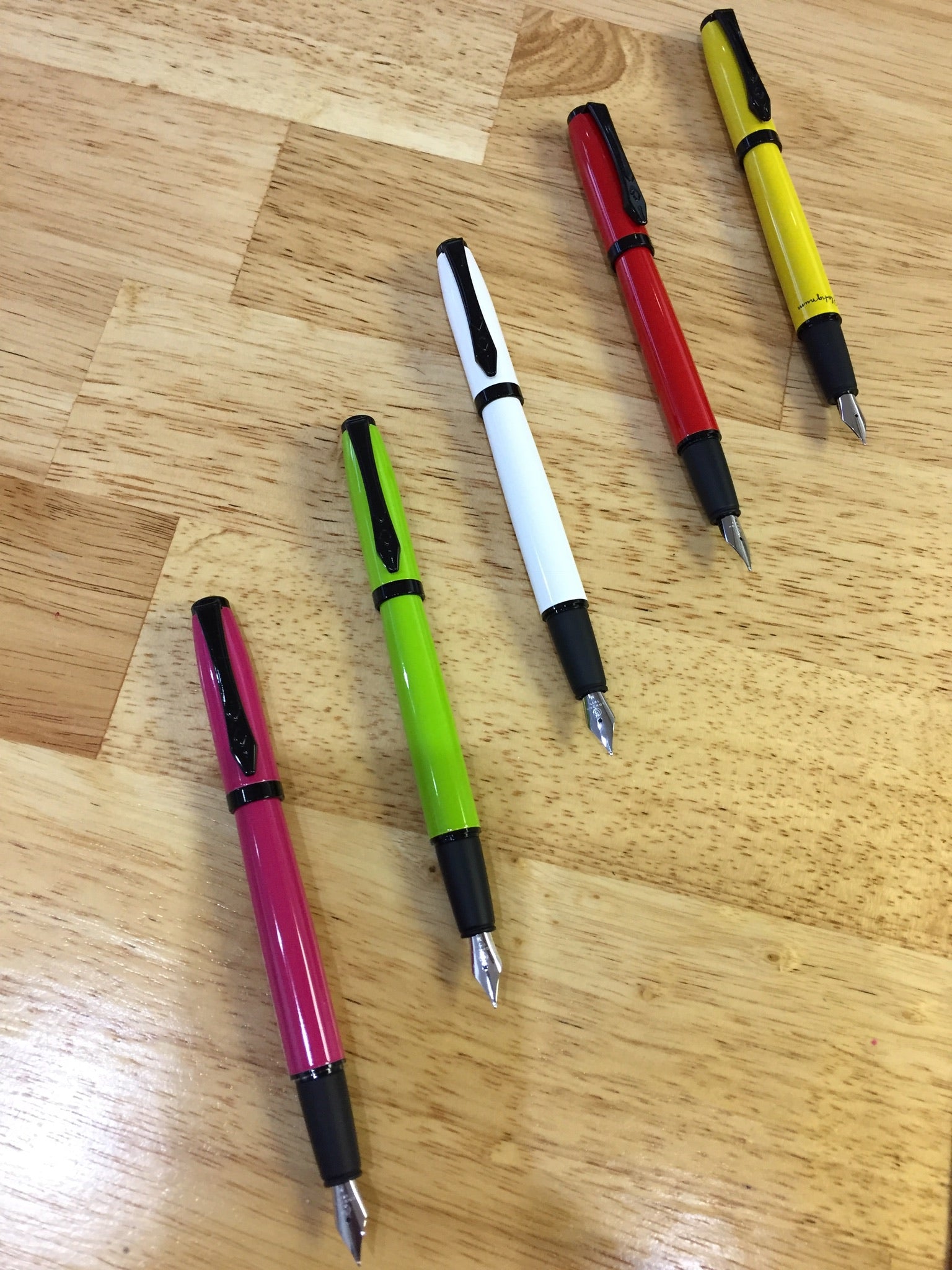 Platignum STUDIO Fountain Pen - Premium Calligraphy & Writing Pen for Professionals, Students & Artists - Perfect for Signatures, Note Taking & Creative Projects
