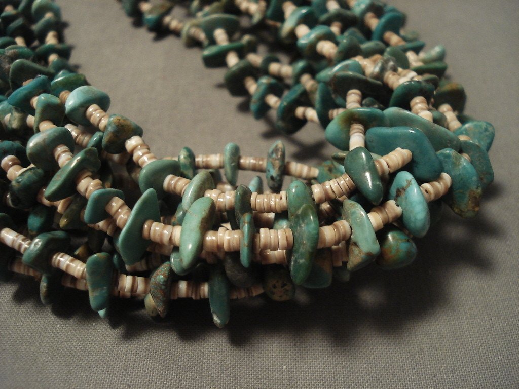 Authentic Navajo Native American Jewelry - 209g Natural Green Turquoise Braided Necklace for Women, Handmade Tribal Beaded Choker, Boho Style Accessory for Festivals, Weddings & Special Occasions