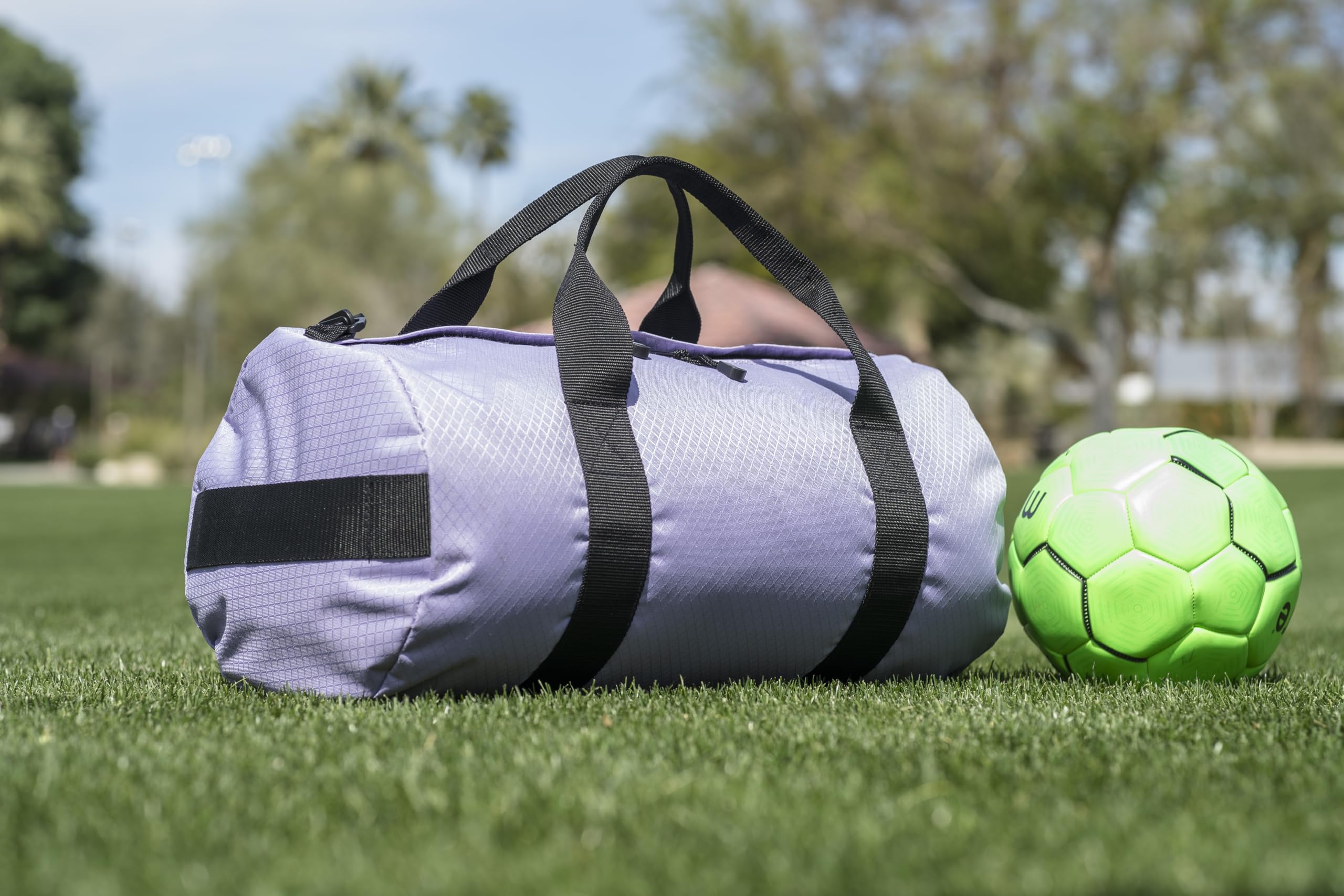 North Star Sports Large Duffle Bag - Waterproof Heavy Duty Gym Bag & Travel Duffel | Foldable Tactical Gear Bag for Equipment Storage | Perfect for Workouts, Military Use & Airplane Carry-On Luggage