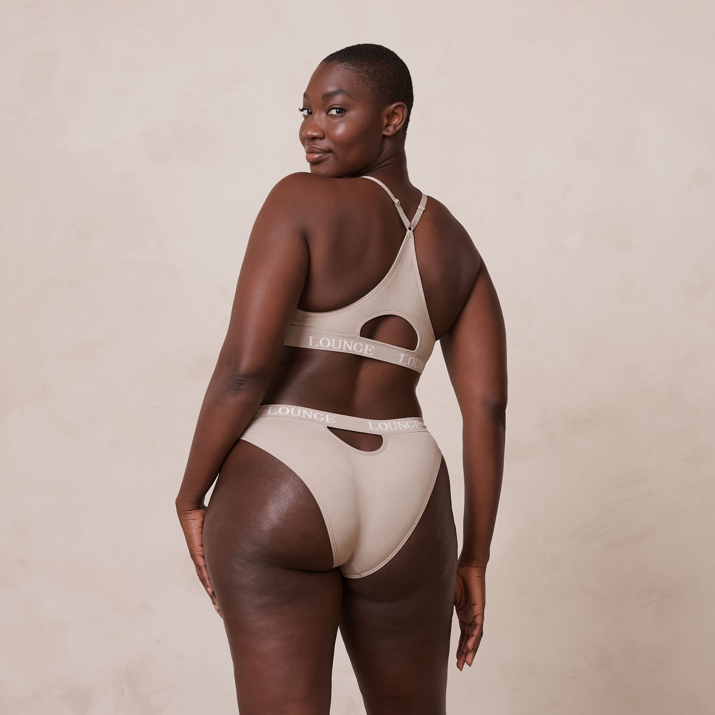 Seamless Bra for Women - Ultra Soft Mink Fabric Wireless Comfortable Support - Perfect for Yoga, Workout, and Everyday Wear