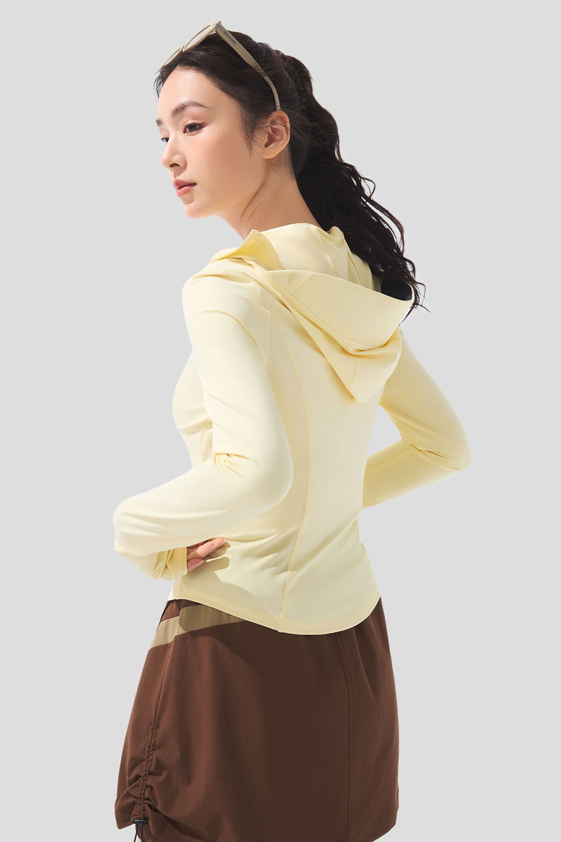 Sleek Women's Cooling Slim Fit Sun Jacket UPF100+ AL119 - Lightweight UV Protection for Outdoor Activities, Hiking & Beach Wear