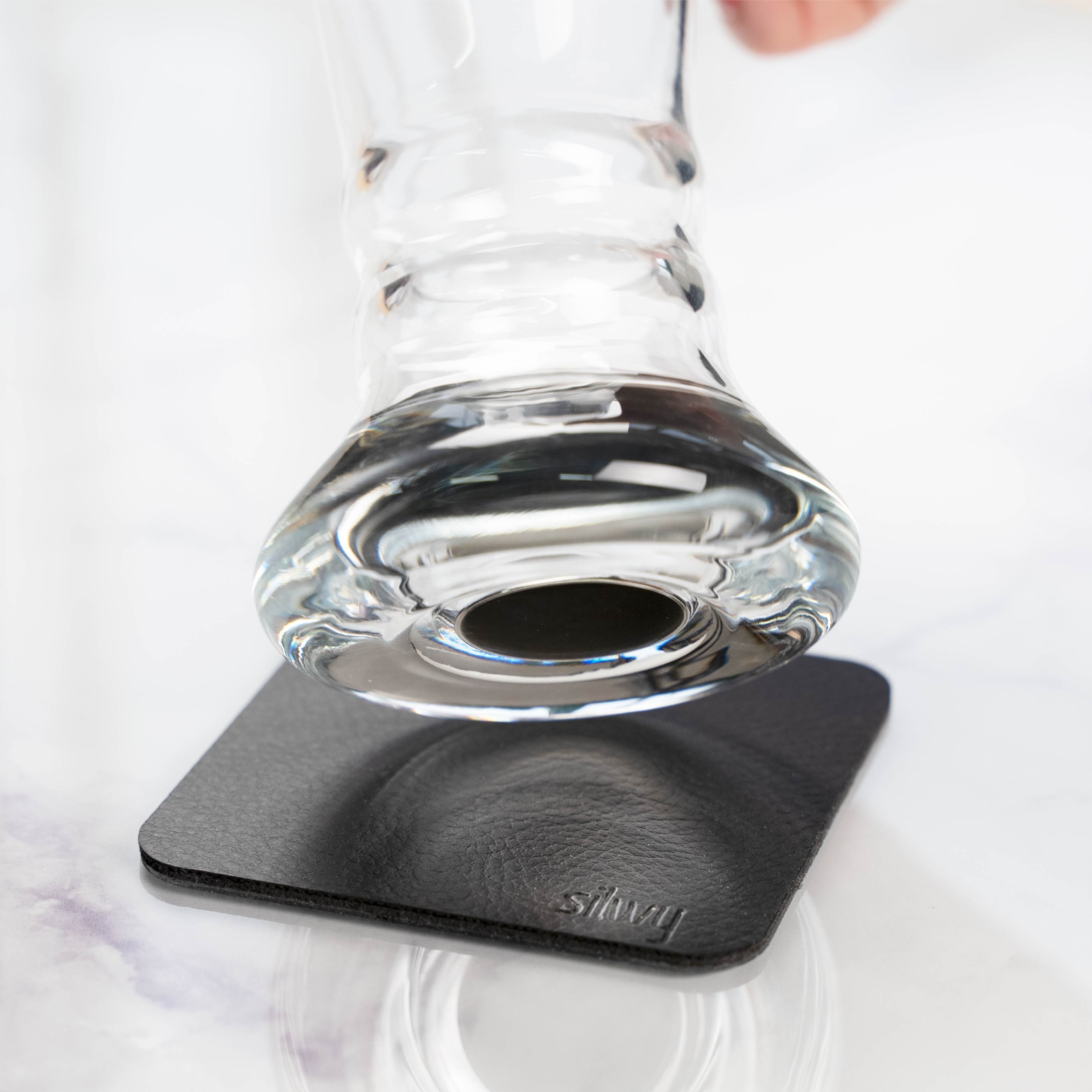 Premium Magnetic Crystal Glass for Weizenbier - Perfect for German Wheat Beer, Home Bars & Beer Tasting Events