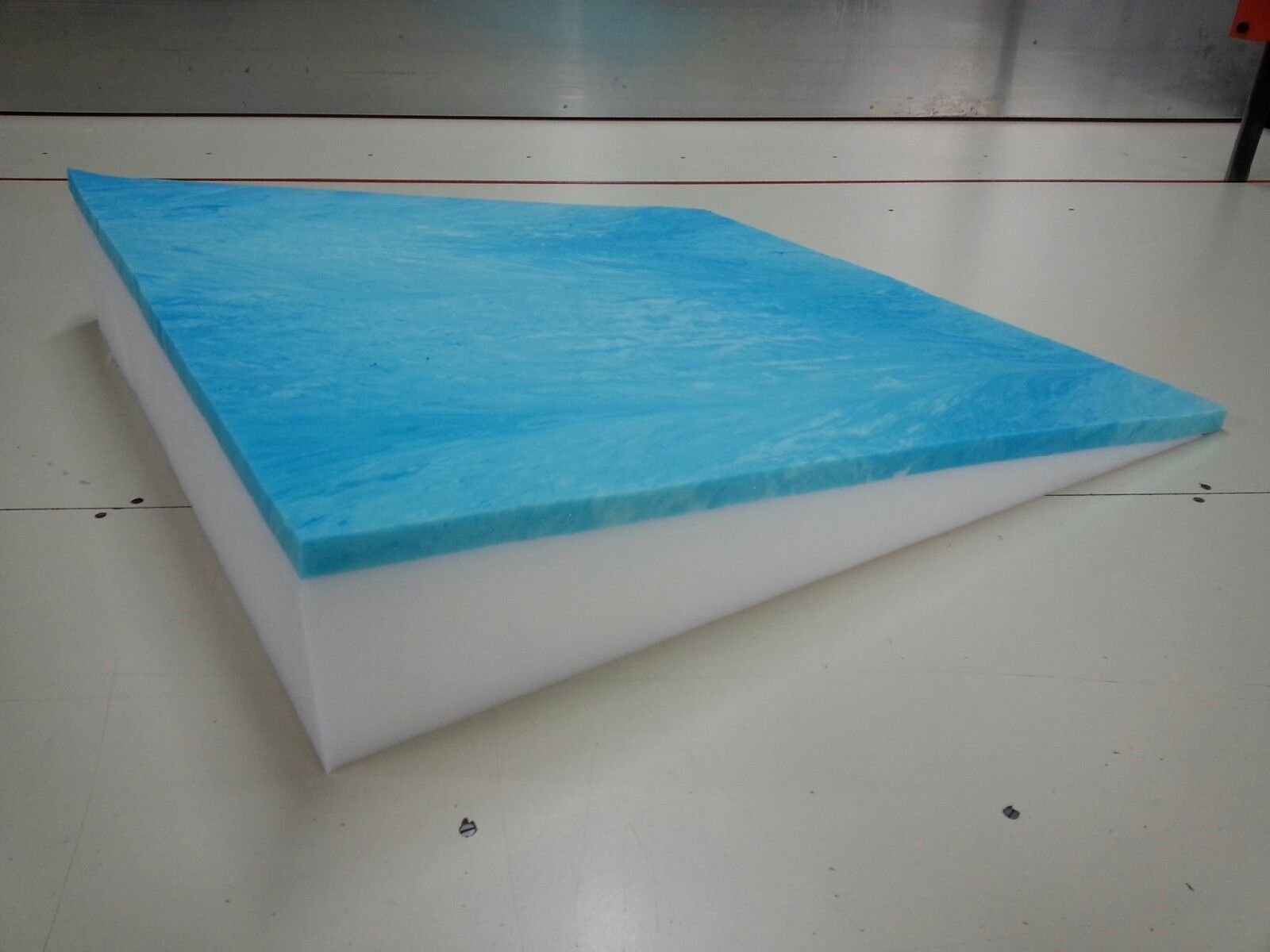 Foam Bed Wedge Pillow with Gel Memory Back Support - 38