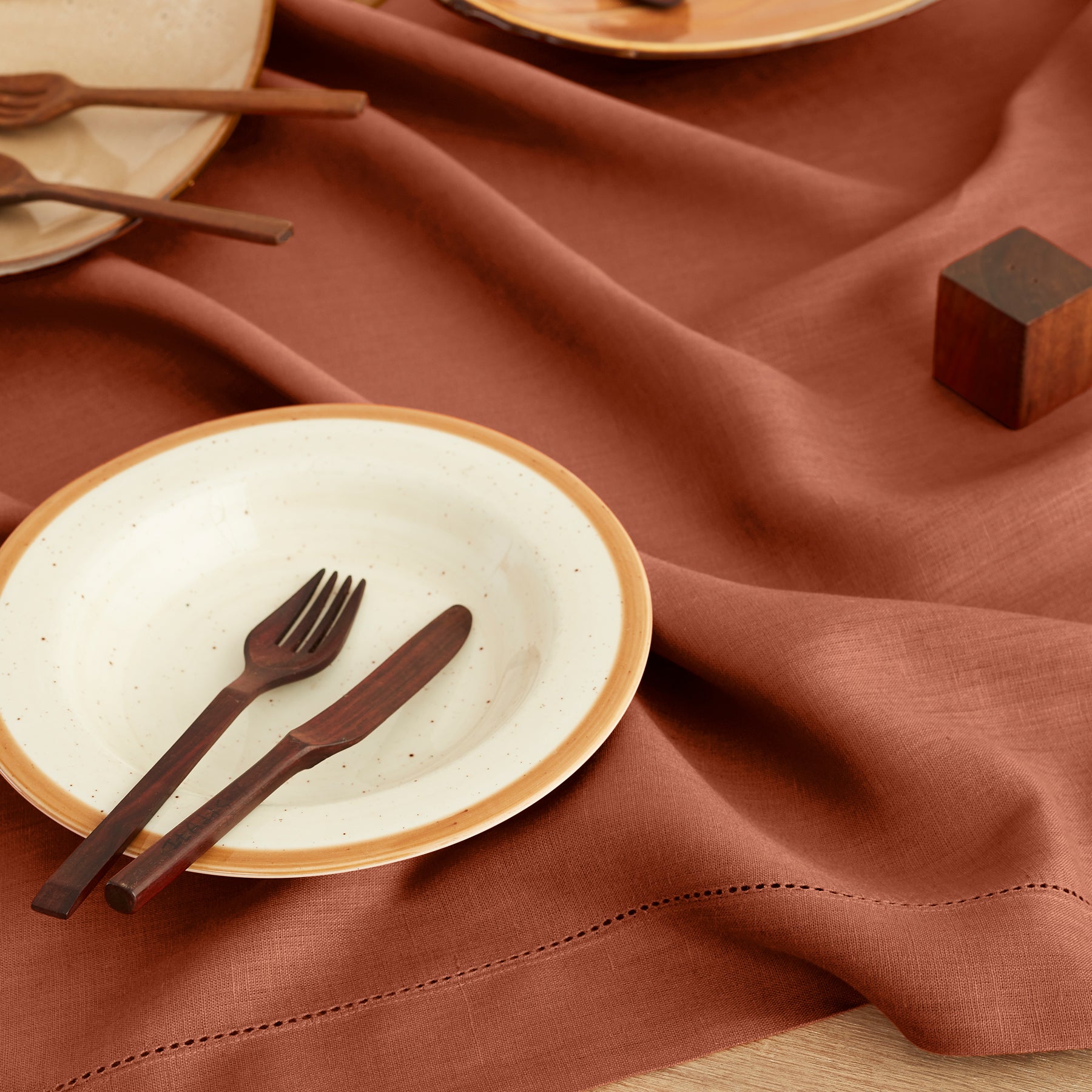 Classic Hemstitch Table Throw - Elegant Linen Table Runner for Dining Room Decor, Wedding & Holiday Table Settings