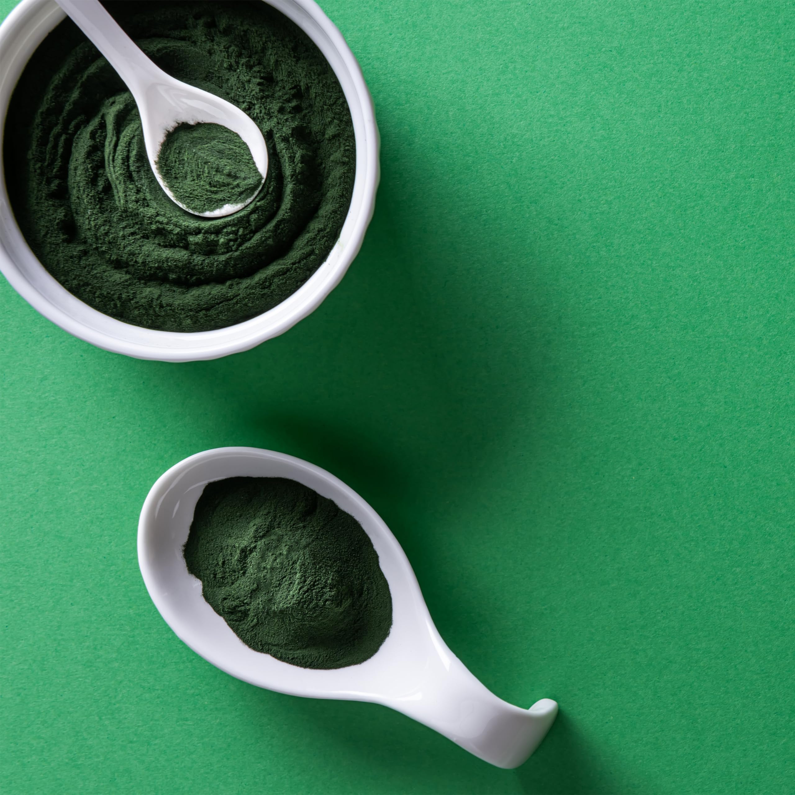 Organic Yupik Chlorella Powder Superfood - 8.8oz | Rich in Protein & Antioxidants | Vegan, Gluten-Free Dietary Supplement | Perfect for Smoothies, Detox & Immune Support