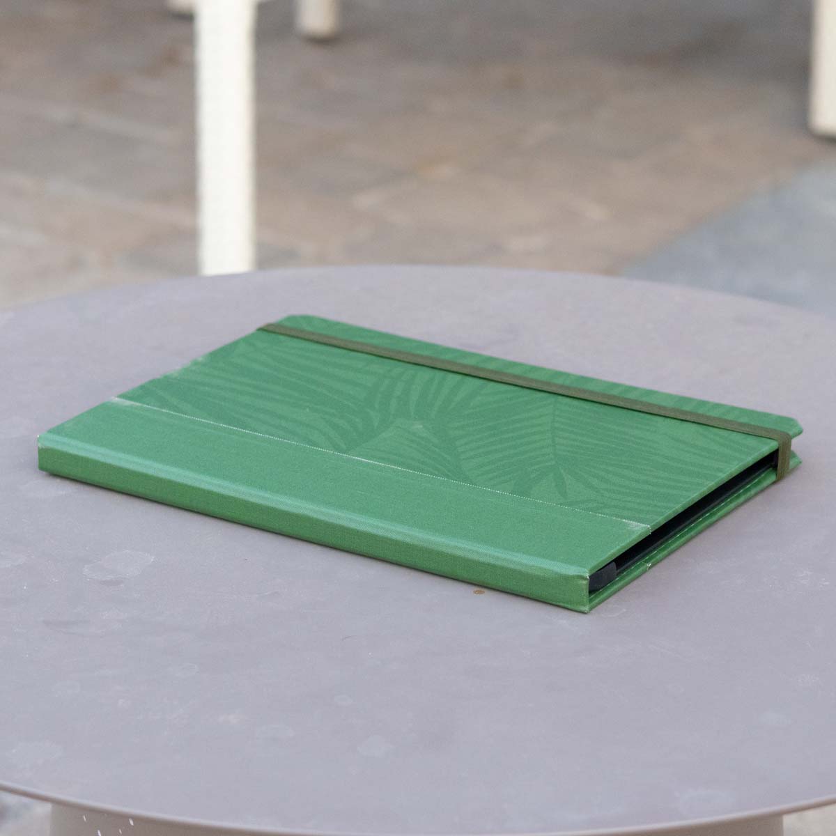 Stylish Monochrome iPad Cases - Slim & Durable Protective Cover for iPad Pro/Air/Mini - Perfect for Work, Travel & Everyday Use