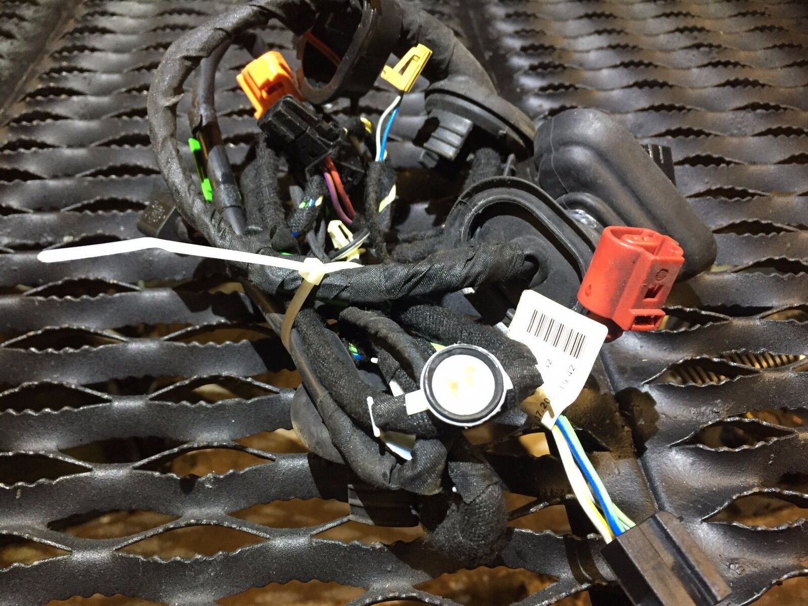 05-08 Audi A6 C6 Rear Door Wire Harness - Driver/Passenger Side OEM Replacement - Perfect for Electrical Repairs & DIY Car Maintenance