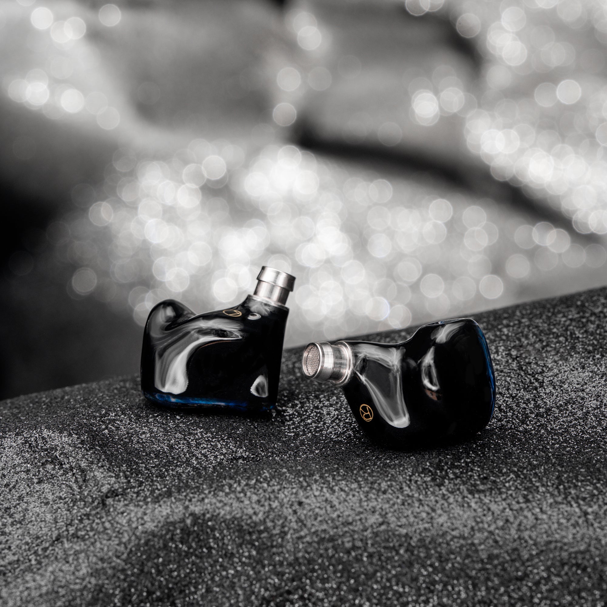 DUNU SA6 EST High-Fidelity In-Ear Monitors with 6 Balanced Armature Drivers - Perfect for Audiophiles, Musicians, and Studio Recording