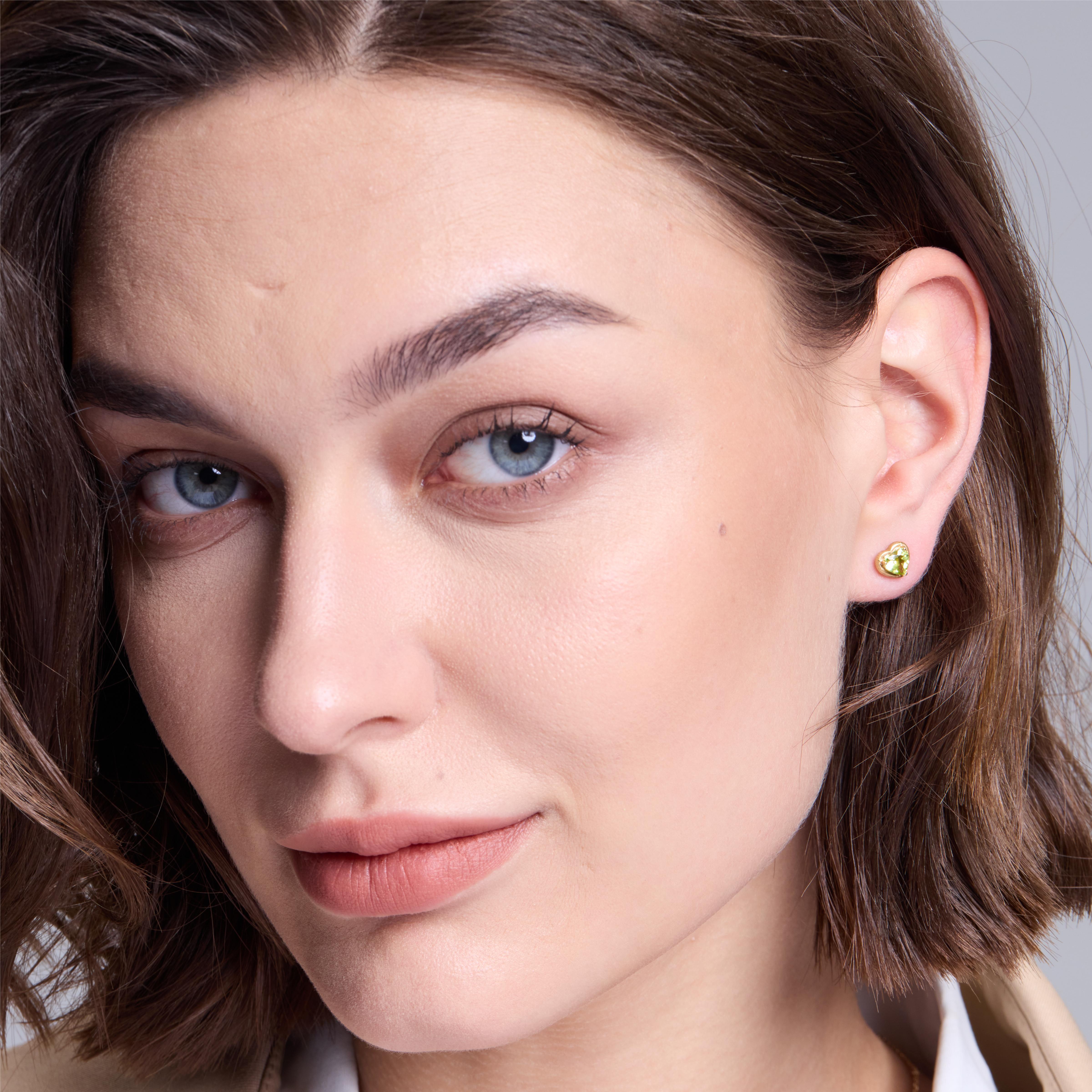 Charismatic Heart Gold Peridot Stud Earrings - Elegant 14K Gold Dainty Earrings for Women, Perfect Gift for Valentine's Day, Anniversary & Special Occasions