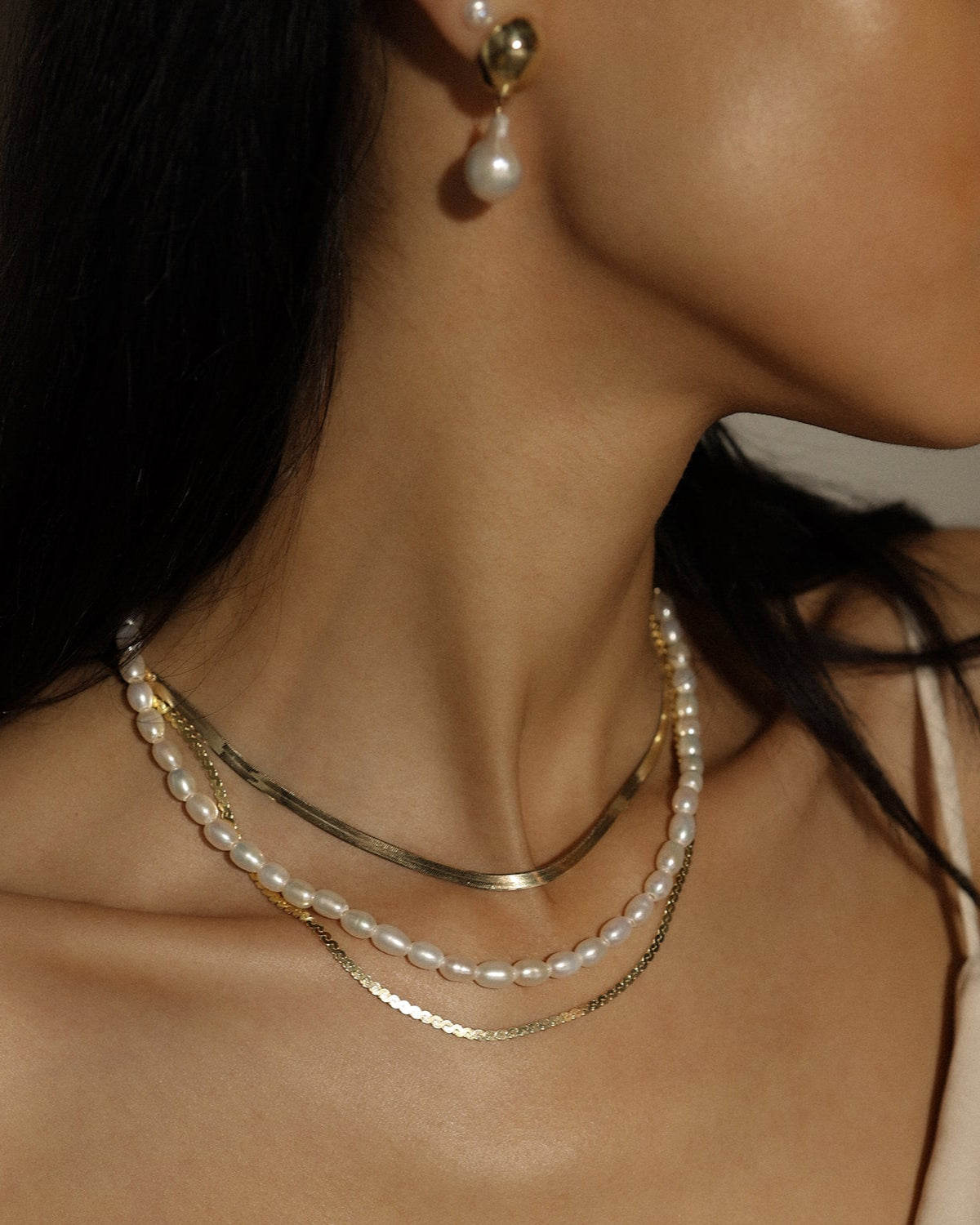 Elegant Serpentine Chain Necklace for Women - Gold & Silver Plated Layering Necklace Jewelry Gift for Her - Perfect for Casual, Office & Evening Wear