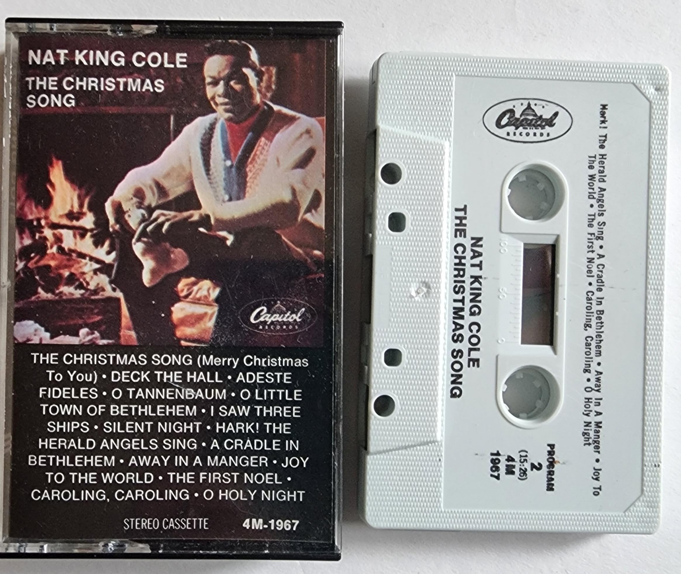 The Nat King Cole Christmas Album - Classic Holiday Music for Festive Gatherings, Parties & Cozy Winter Nights