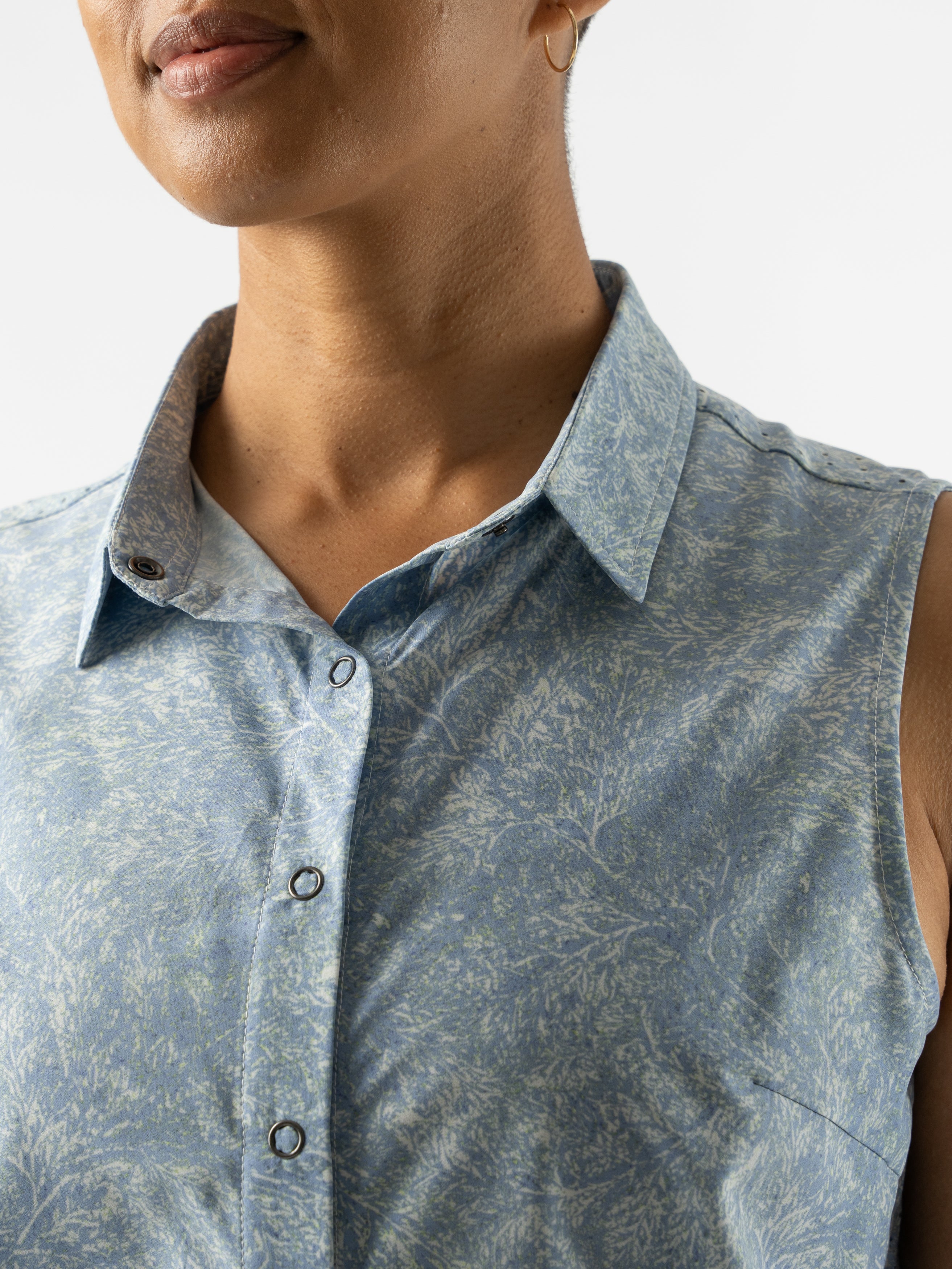High Country Women's Outdoor Apparel - Durable & Stylish Hiking, Camping & Adventure Clothing for Active Lifestyles - Perfect for Mountain Trekking, Trail Running & Outdoor Exploration