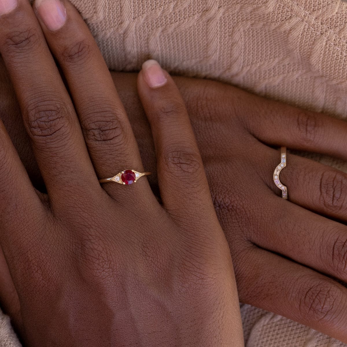 Diamond Staccato Arch - Elegant and Durable Jewelry for Women, Perfect for Weddings, Parties, and Special Occasions