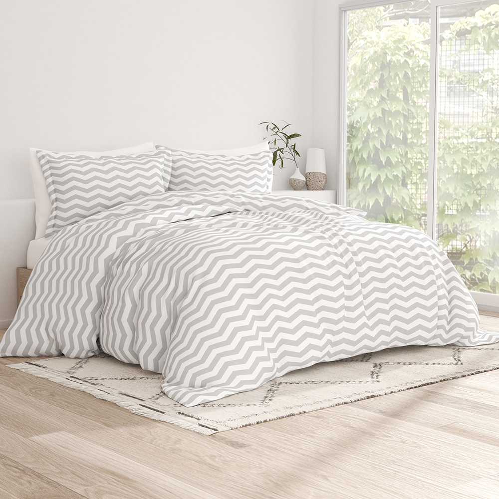 Arrow Pattern 3-Piece Duvet Cover Set - King Size, Soft Microfiber Bedding with Zipper Closure - Perfect for Modern Bedrooms & Guest Rooms