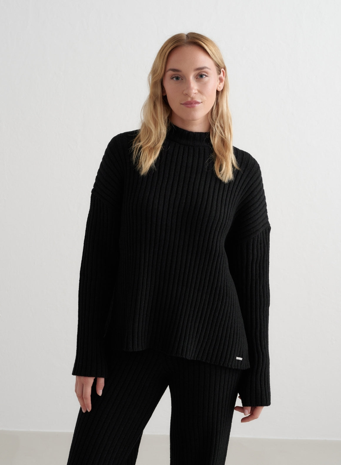 Black Rib Knit Set for Women - Soft & Stretchy Long Sleeve Top & Pants Lounge Set | Cozy Winter Outfit, Home Wear, Loungewear, Casual Street Style