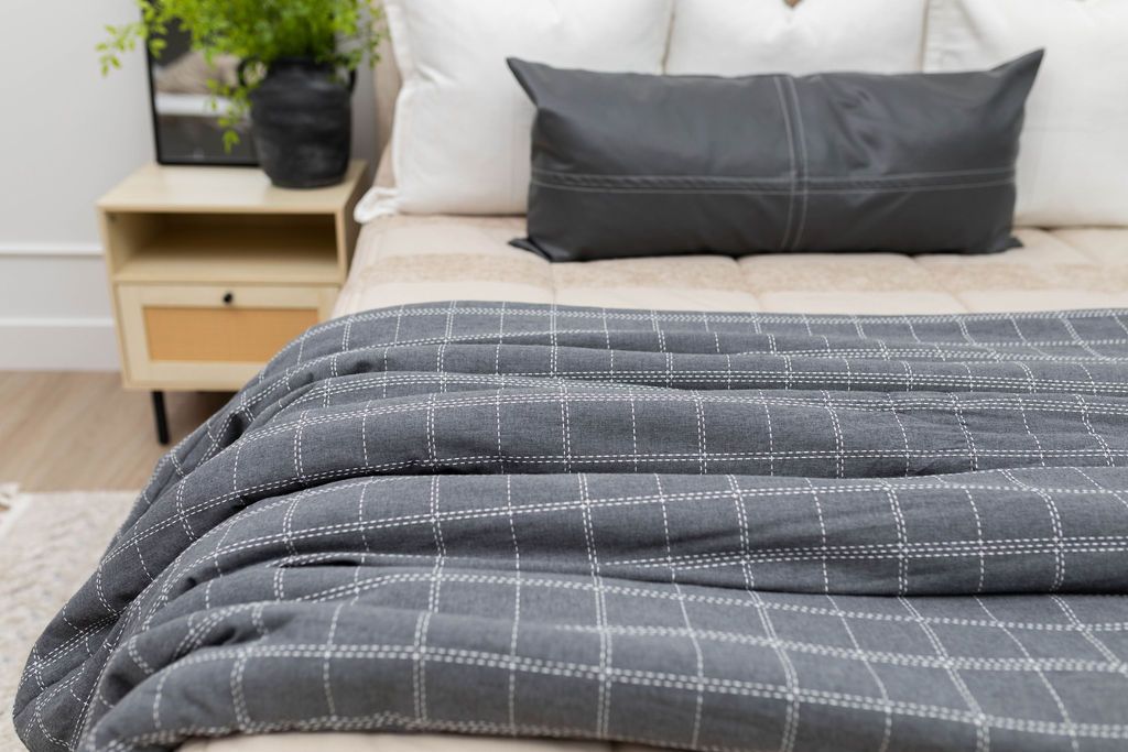 Premium Soft & Cozy Lucas Luxe Blanket - Ultra-Plush Fleece Throw for Bed, Couch & Travel - Perfect for Winter Nights, Movie Time & Gifts