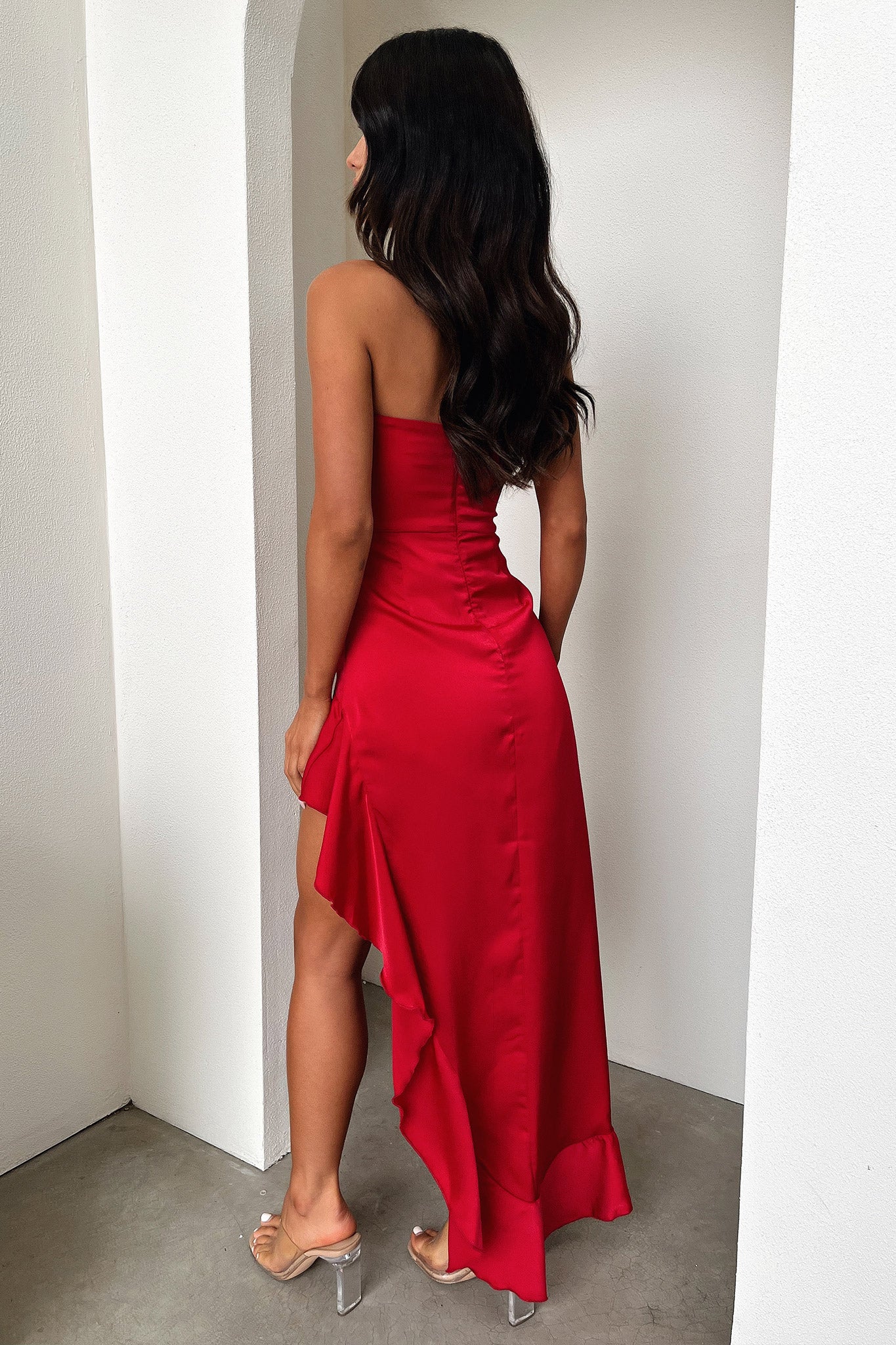Leora Maxi Dress - Elegant Red Long Flowy Dress for Women | Perfect for Summer, Beach, Weddings & Special Occasions