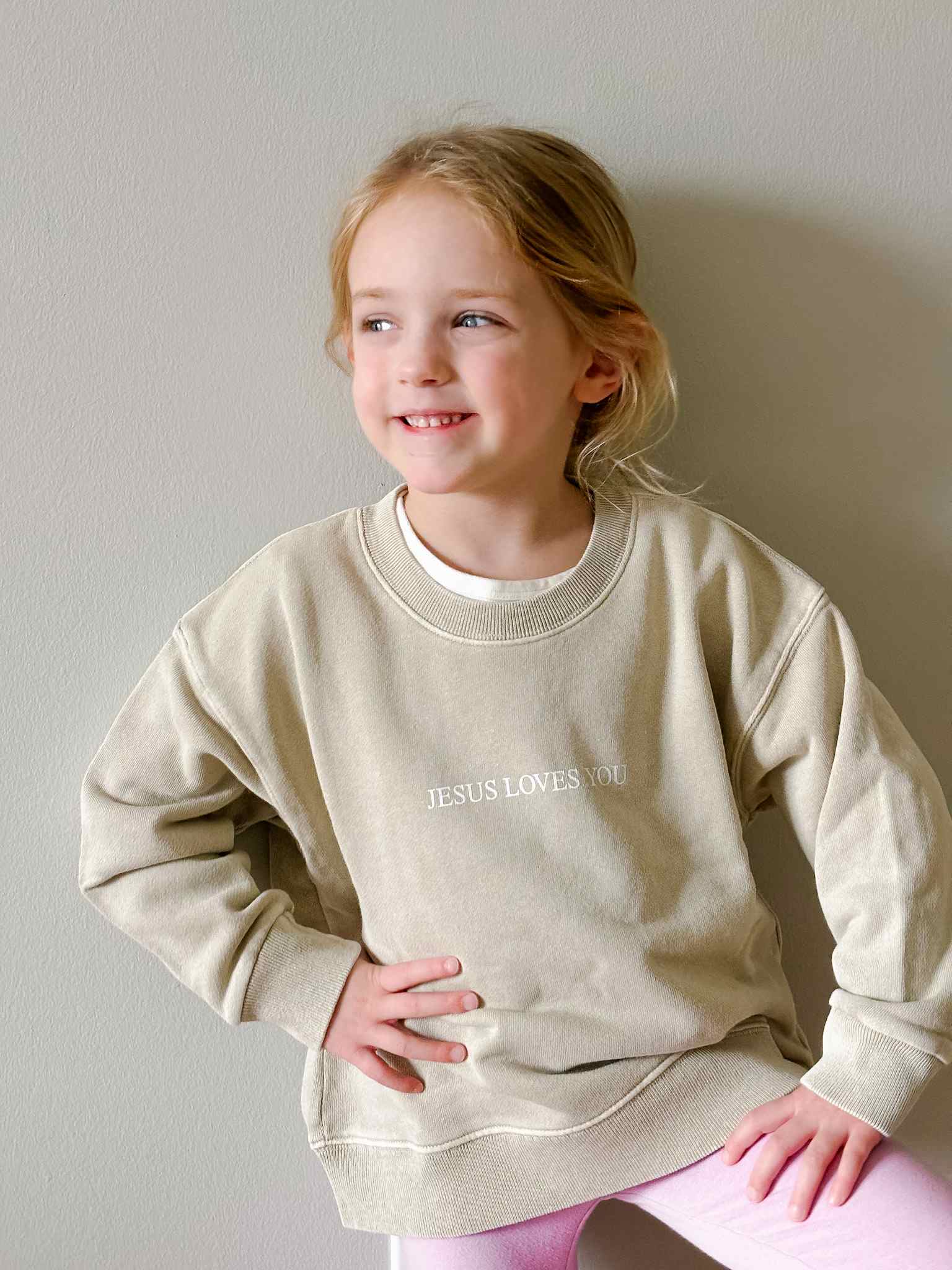 Jesus Loves You Kids Crewneck Sweatshirt - Neutral Color Christian Apparel for Boys & Girls - Perfect for Church, Sunday School & Family Gatherings