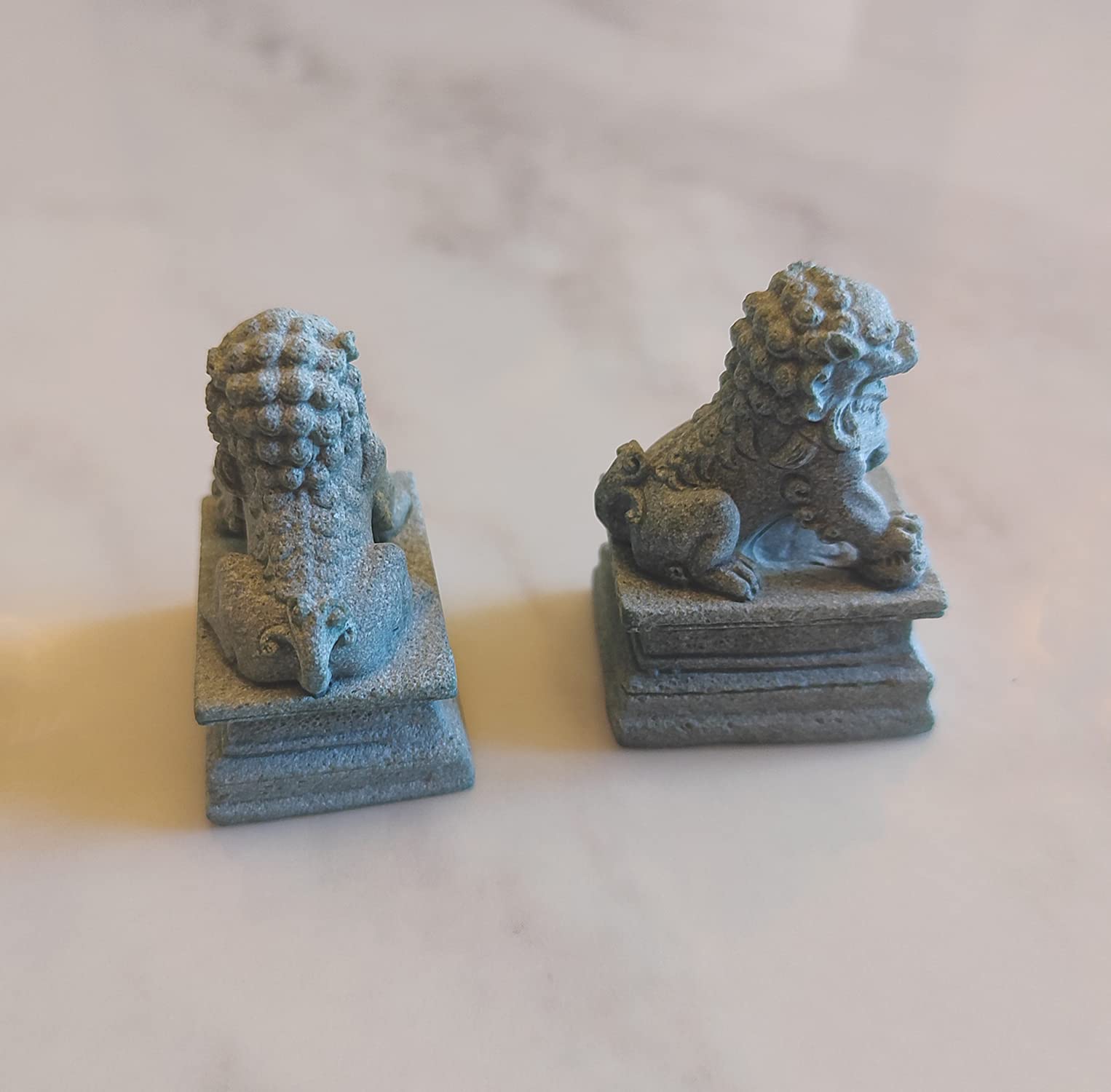 LivelyFish Mini Asian Foo Dog Statues - Pair of Guardian Lion Figurines, Sandstone Pet Fish Tank & Aquarium Decor, Feng Shui Ornaments for Home & Office Protection - Perfect for Aquascaping, Zen Gardens & Good Luck Decor