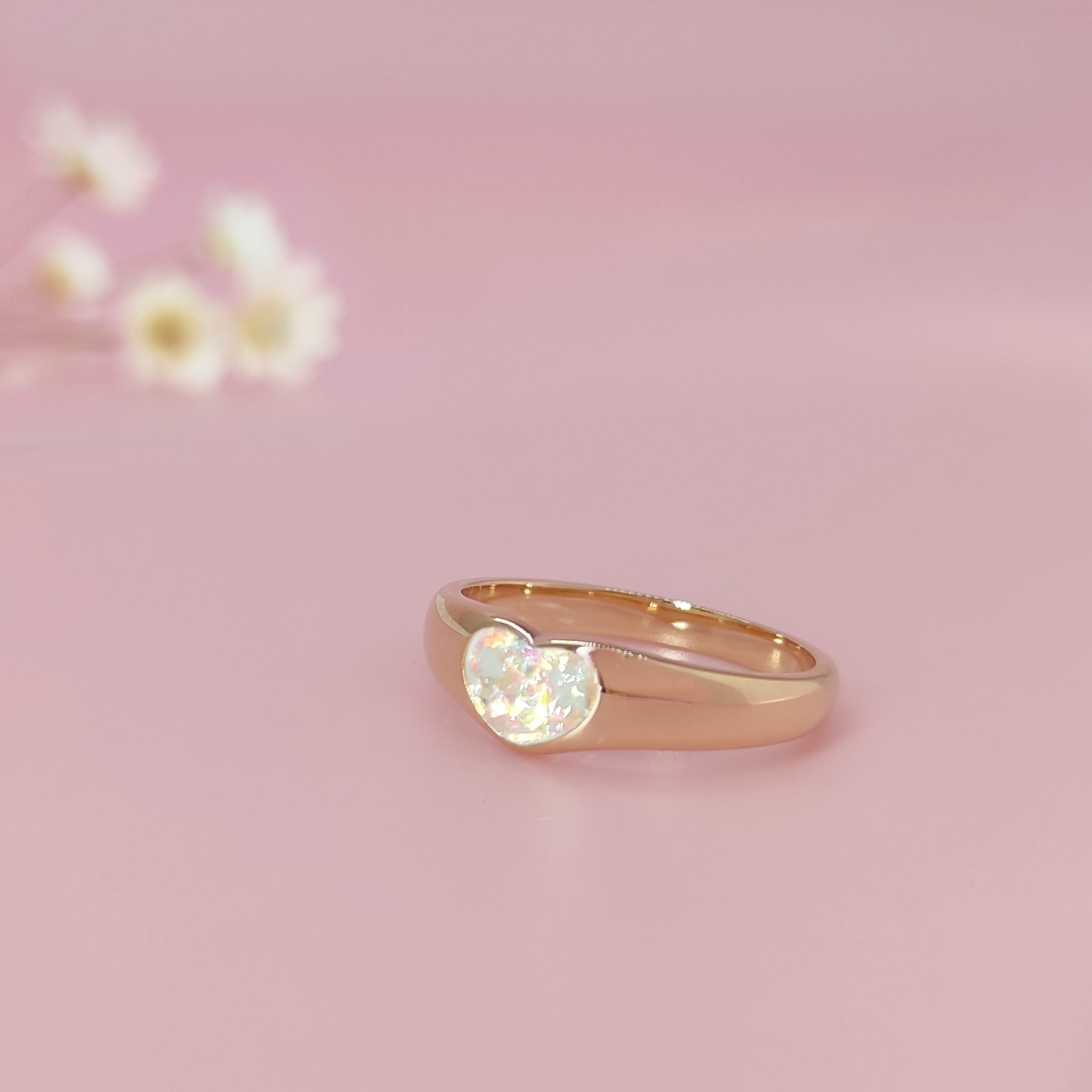 Eternal Heart Ashes Ring - Memorial Jewelry for Loved Ones | Perfect for Remembrance, Sympathy Gifts & Funeral Keepsakes