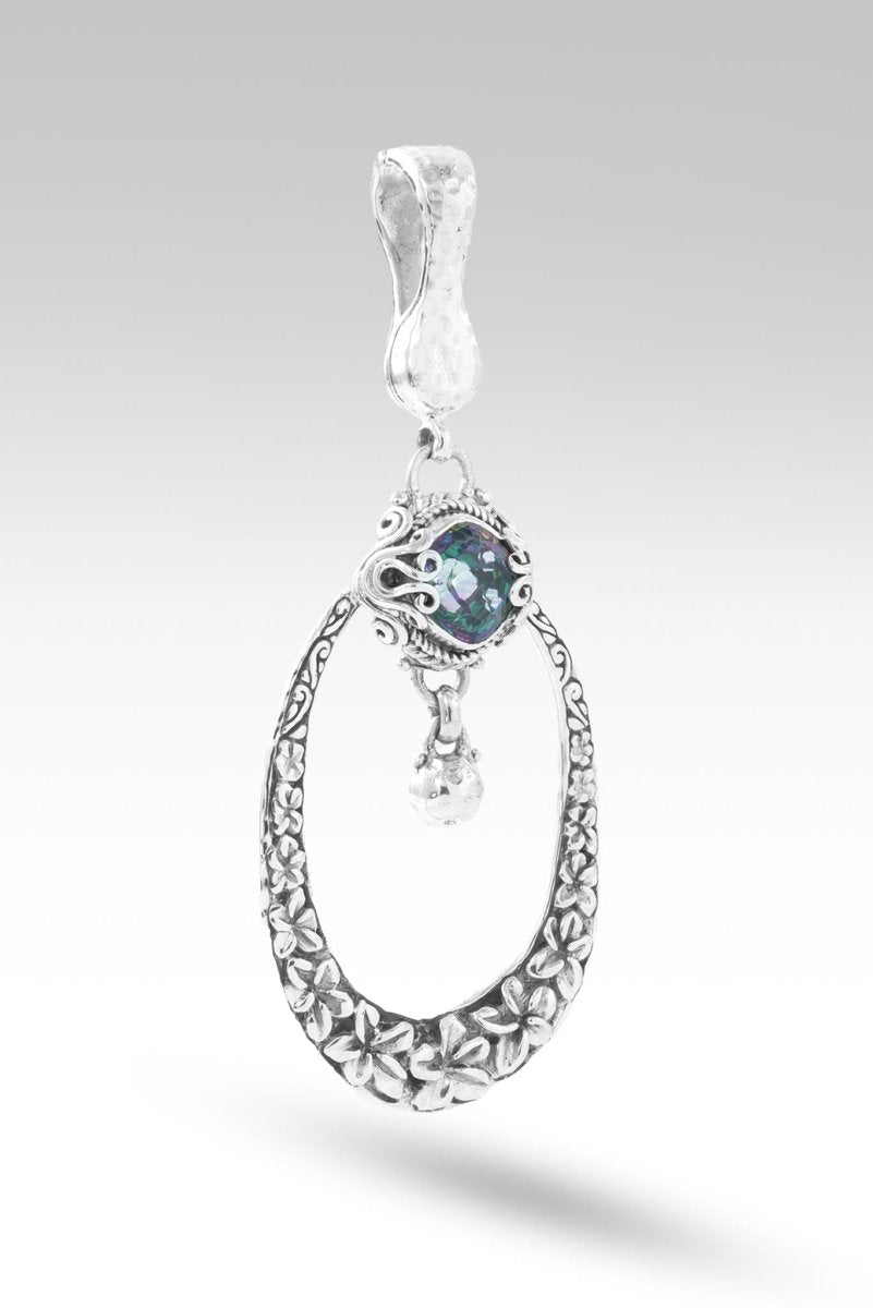 Blooming Joy Pendant II™ - Chrome Chameleon™ Mystic Quartz Necklace for Women | Elegant Jewelry Gift for Birthday, Anniversary & Special Occasions