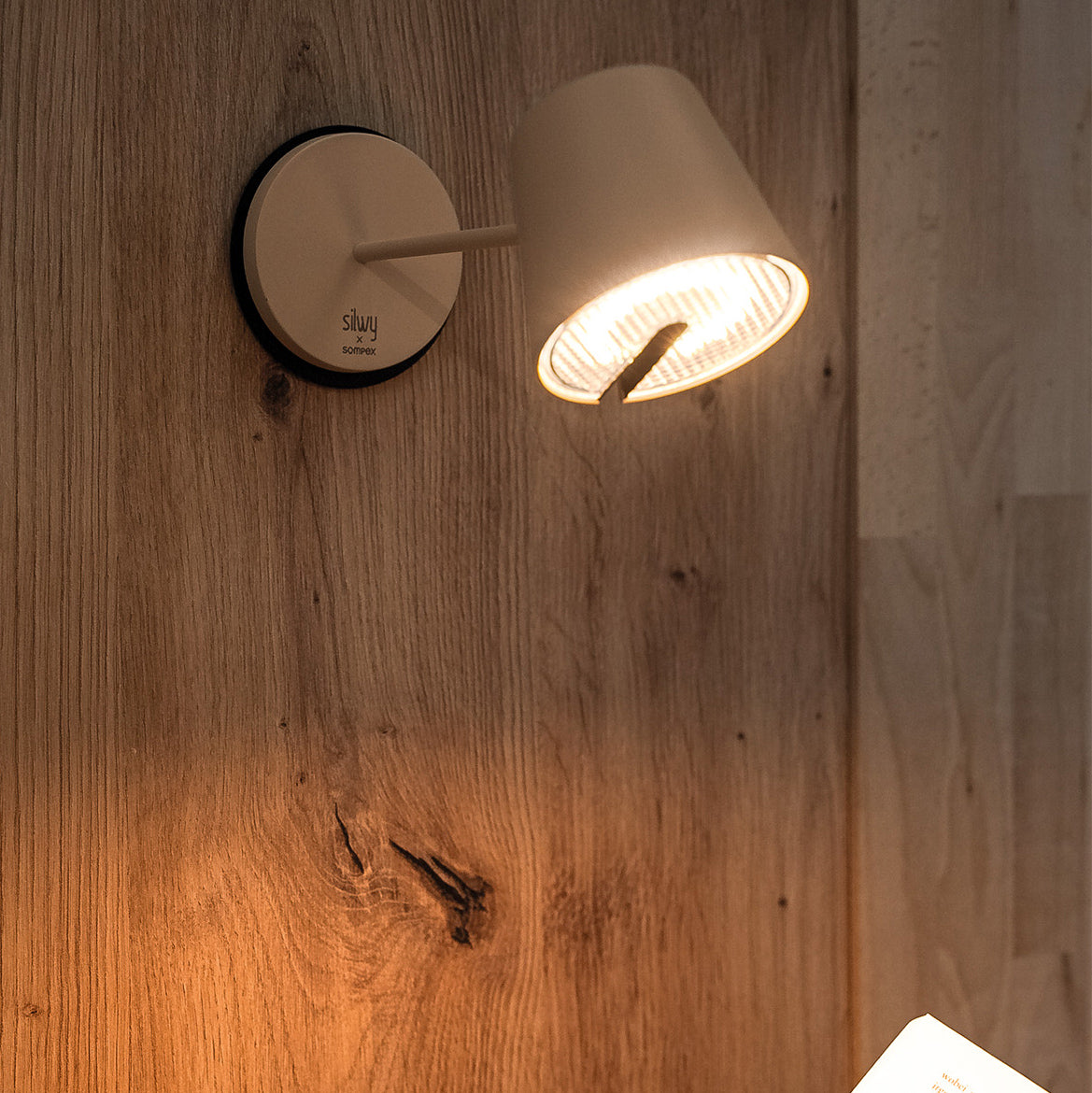 Portofino Sand Magnetic Light with Placemat and Pad - Perfect for Home Decor, Kitchen, and Dining Room Ambiance