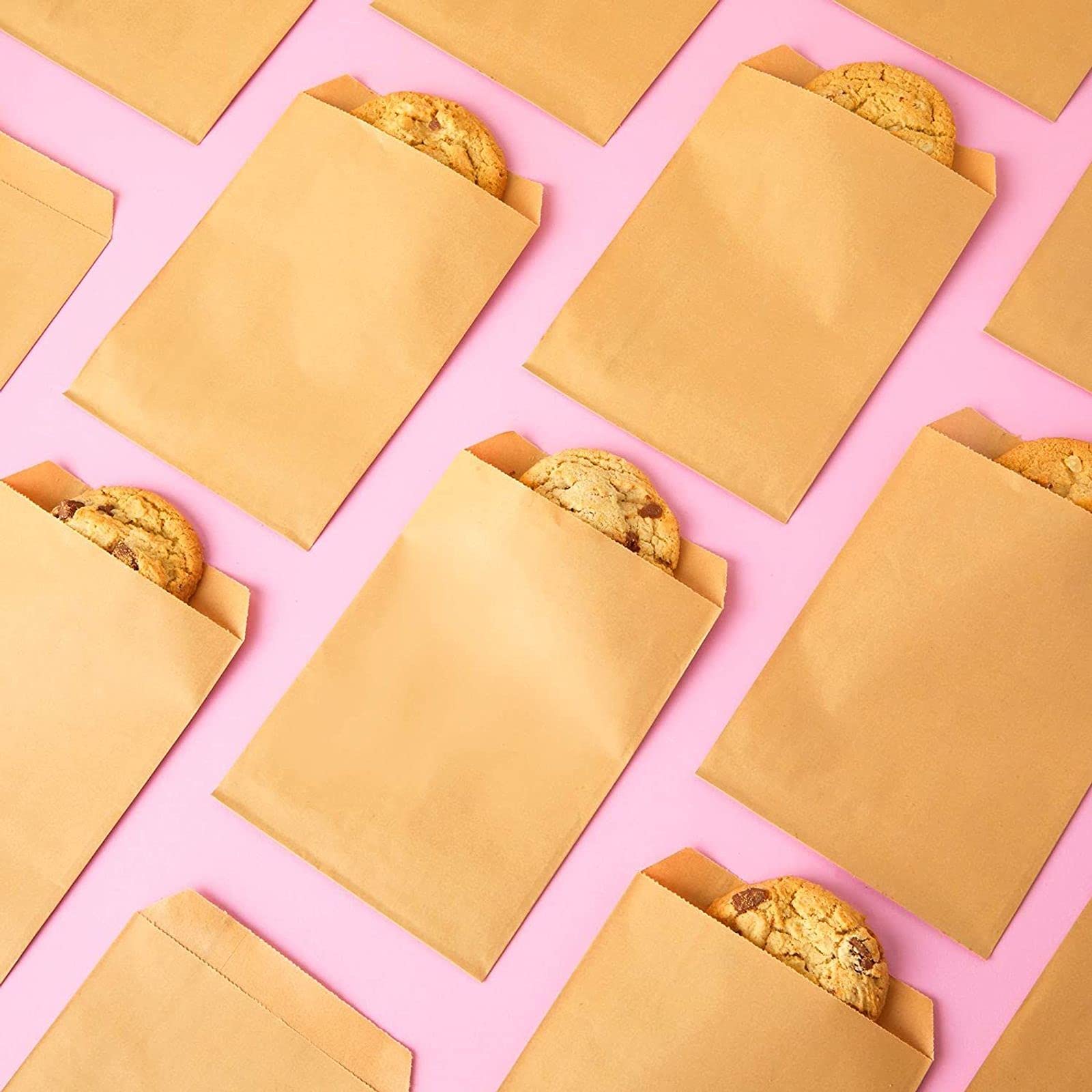 BLUE PANDA 200-Pack Kraft Brown Greaseproof Paper Treat Bags for Cookies, Candy & Snacks | Eco-Friendly Food Storage | Perfect for Birthday Parties, Bake Sales & Holiday Gift Packaging