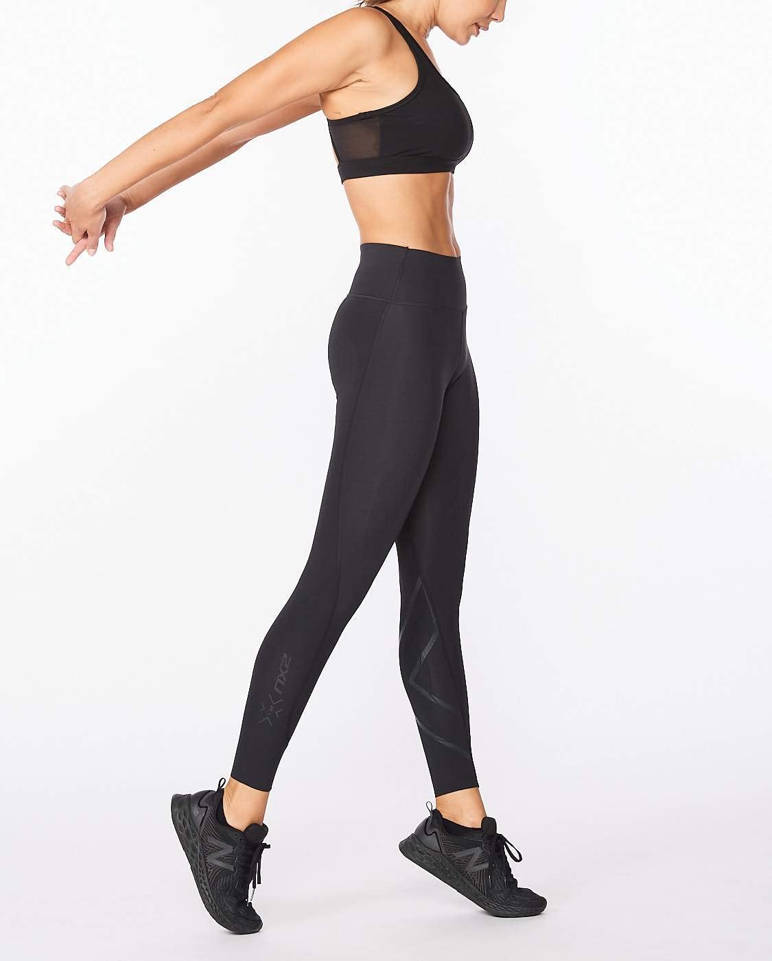 2XU Women's Force Mid-Rise Compression Tights with Wide Waistband - High Performance Workout Leggings for Running, Yoga & Gym Training