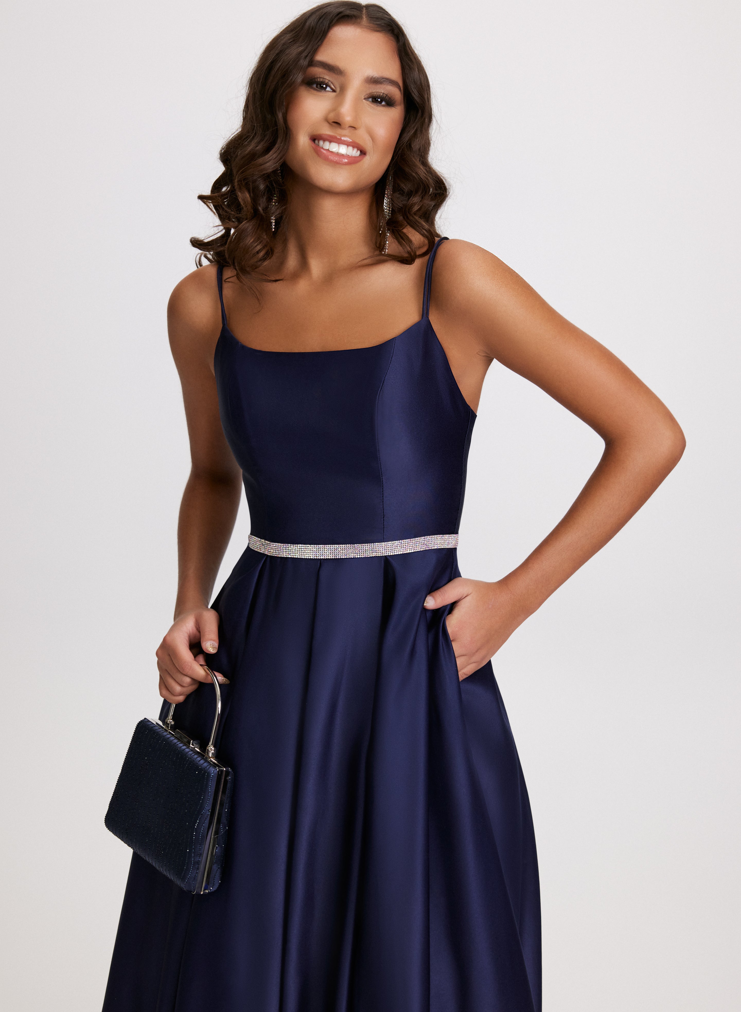Elegant Crystal Embellished Satin Evening Gown for Women - Perfect for Prom, Wedding & Formal Events