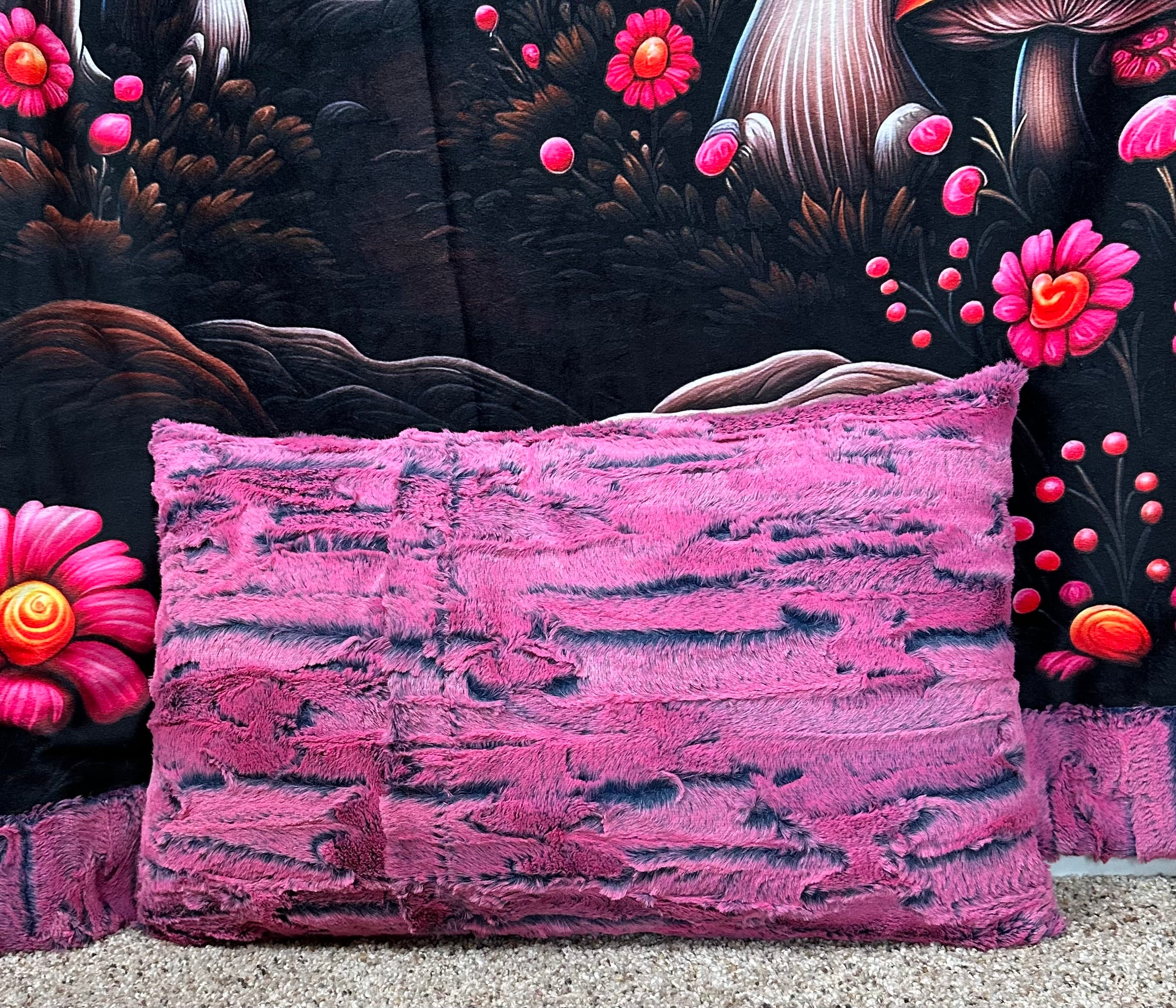 Azalea Luxe 41x60 Inch Psychedelic Mushroom Print Baby Blanket - Soft Toddler Travel Blanket, Crib Cover & Kids Bedding with 13x19 Inch Pillowcase for 12x18 Pillow | Nursery Decor, Daycare Nap Time, Stroller Cover & Cozy Bedtime