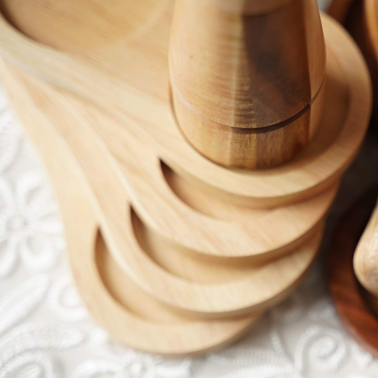 DeroTeno Wooden Salt & Pepper Grinder Tray - 6cm, Table Protector for Dining