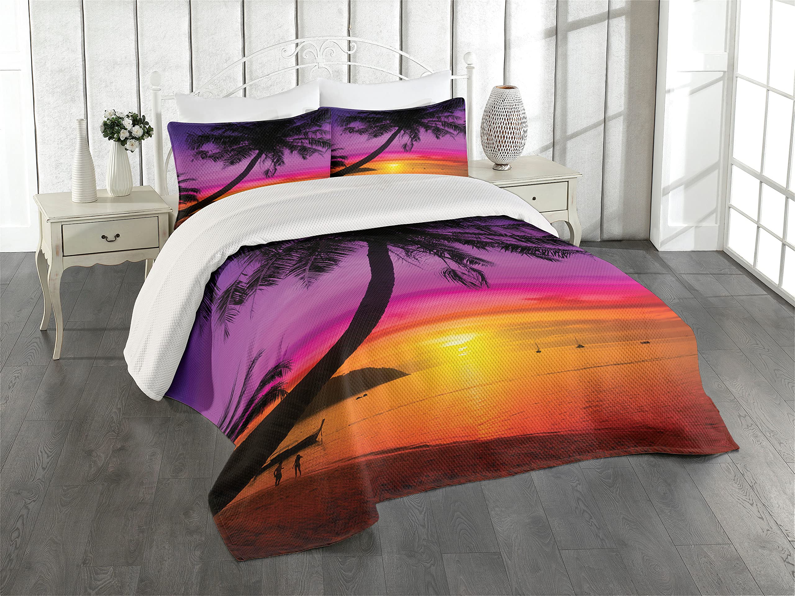 Ambesonne Tropical Queen Size 3-Piece Bedspread Set - Palm Tree Silhouette Beach Sunset Design with 2 Pillow Shams, Purple Orange Black Quilted Coverlet | Perfect for Coastal Bedroom Decor, Vacation Home Styling & Summer-Themed Guest Room