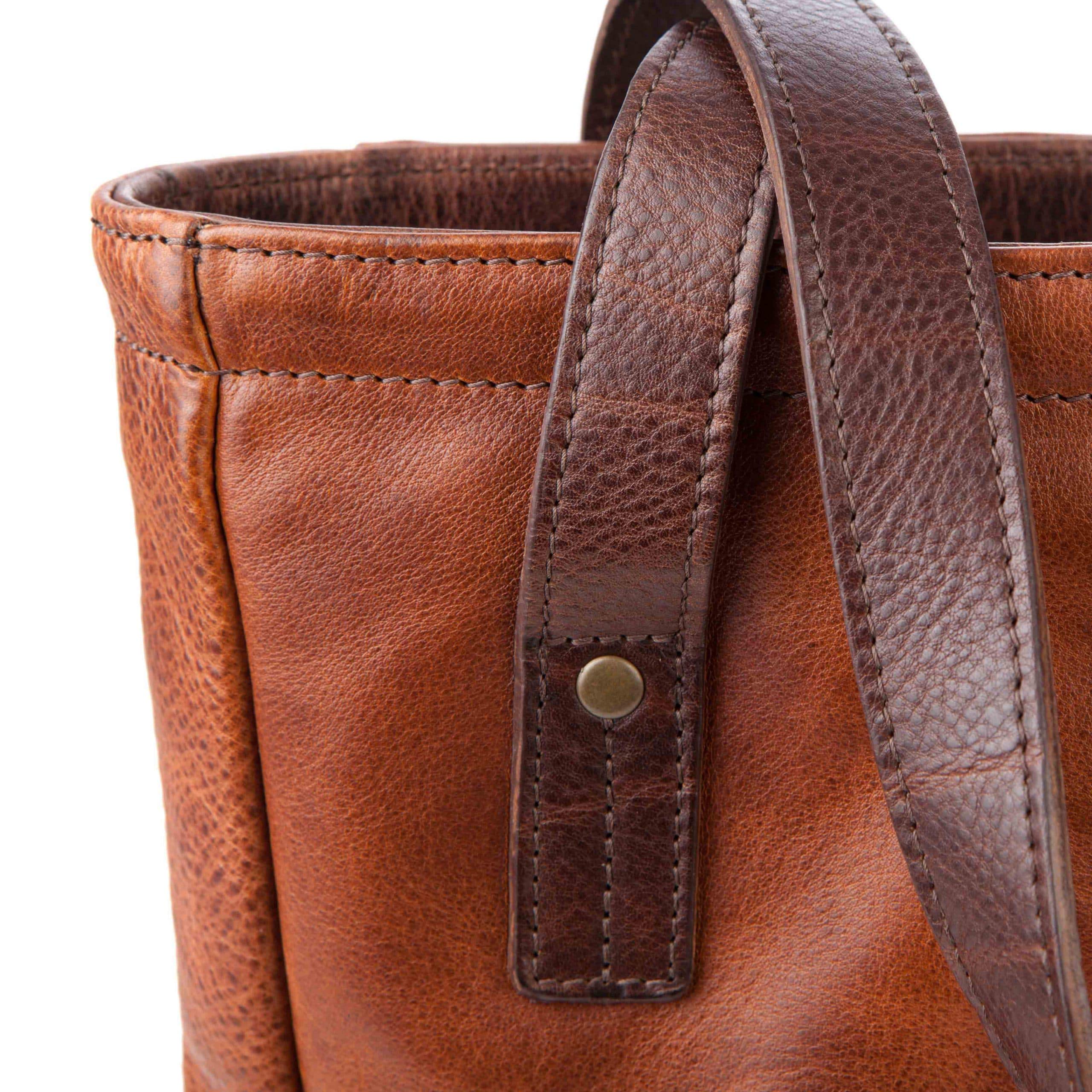 Moore & Giles Premium Leather Petty Bottle Tote Bag - Titan Milled Honey Color | Stylish & Durable Wine Carrier for Picnics, Parties & Gifts