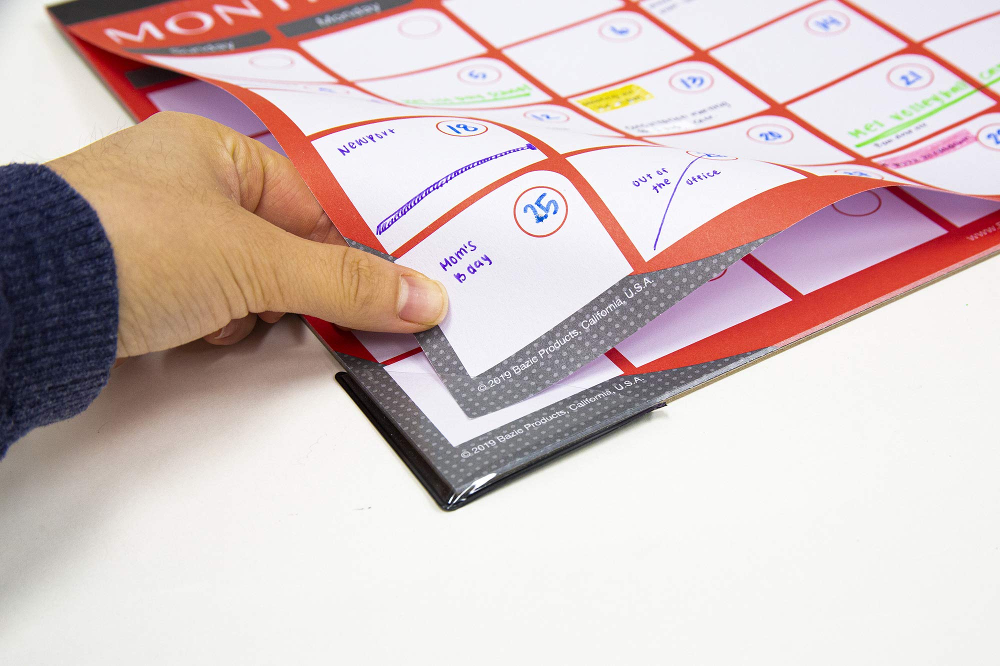 BAZIC Undated 12-Month Desk Calendar 11