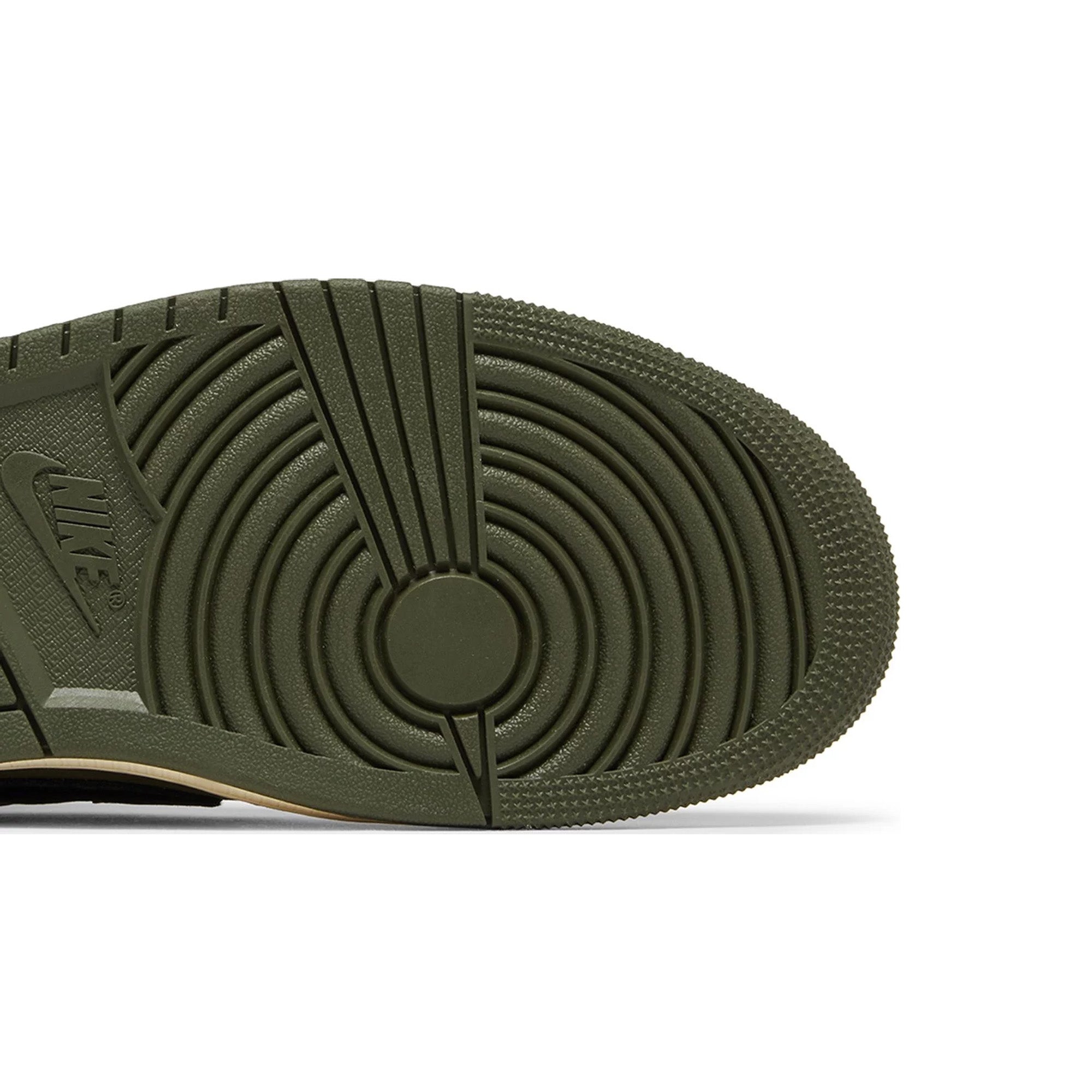 Air Jordan 1 Retro Low OG SP Travis Scott 'Medium Olive' Sneakers (2024) – Men's Basketball Shoes for Streetwear & Casual Fashion
