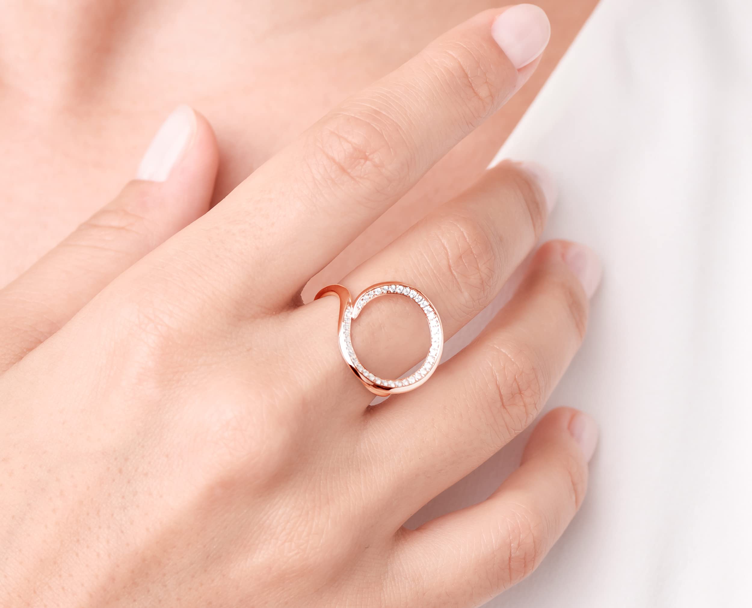 Alternative Wedding Ring for Women - Diamond Wedding Band in Rose Gold - Unique Engagement Ring with Halo Karma Design - Open Circle Ring for Bridal & Anniversary Gifts