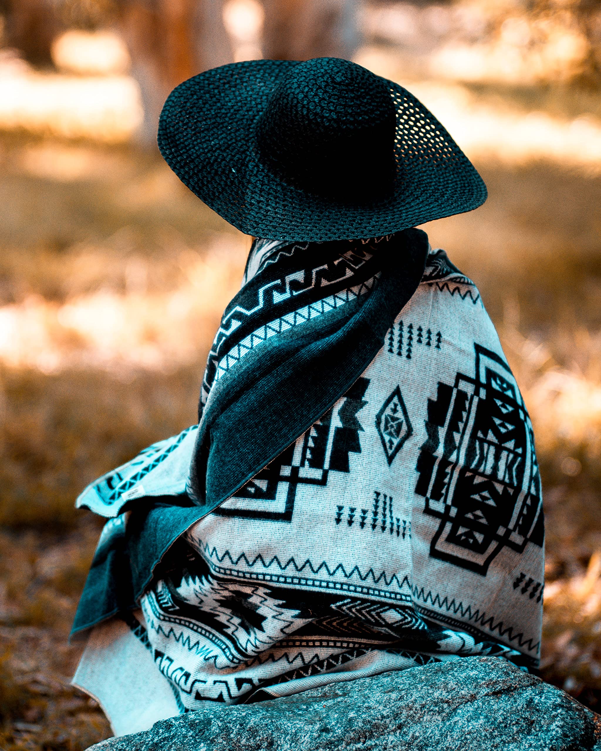 Authentic Inca Aztec Throw Blanket | Southwest Indian Navajo Boho Style Woven Blanket | Native American Western Decor for Camping, Bed, Sofa & Outdoor Adventures | Perfect for Cozy Nights, Picnics and Boho Home Decor