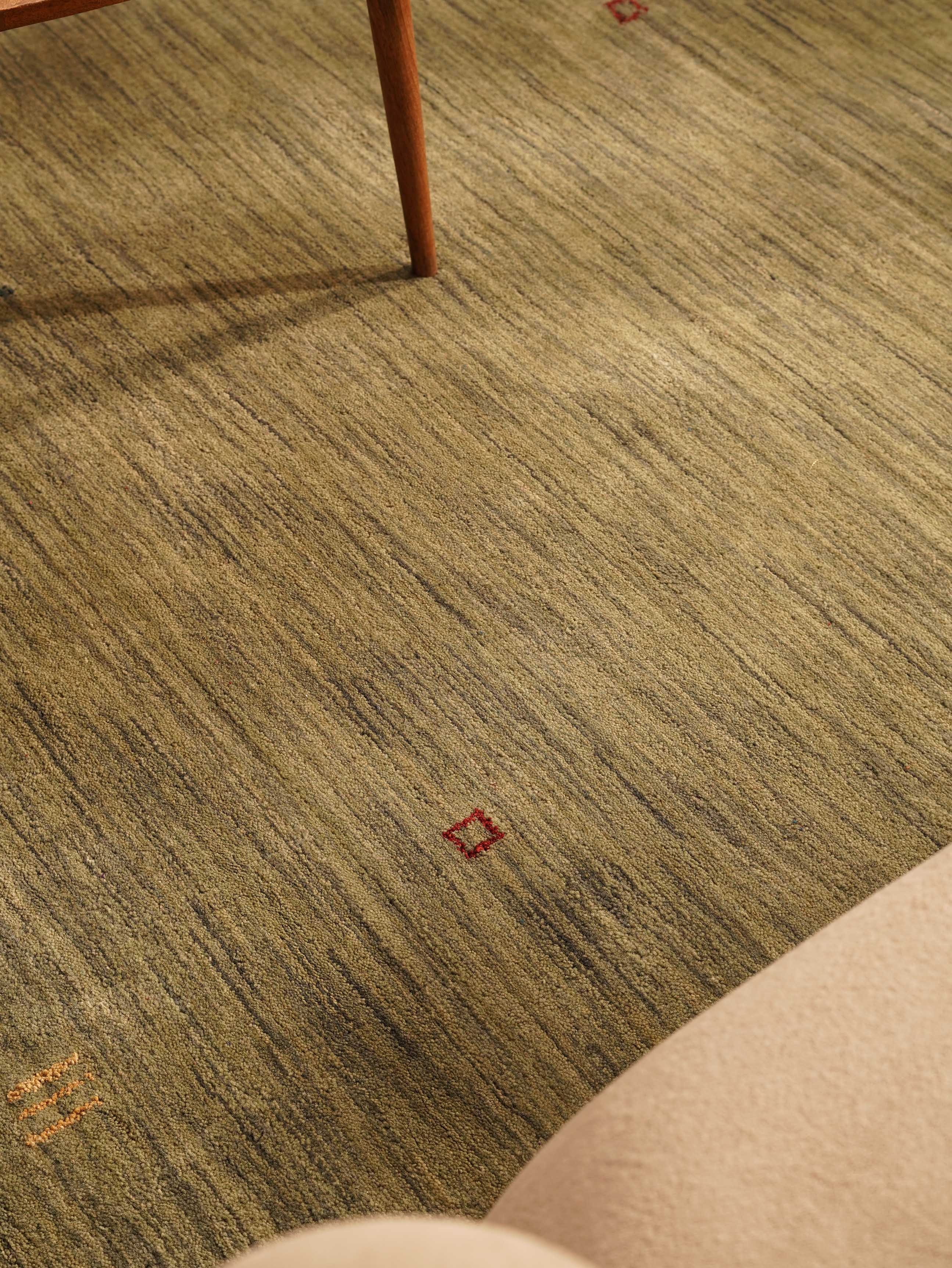 Premium Hand-Knotted Wool Rug - Soft & Durable for Living Room, Bedroom, or Office - Eco-Friendly & Stylish Home Decor