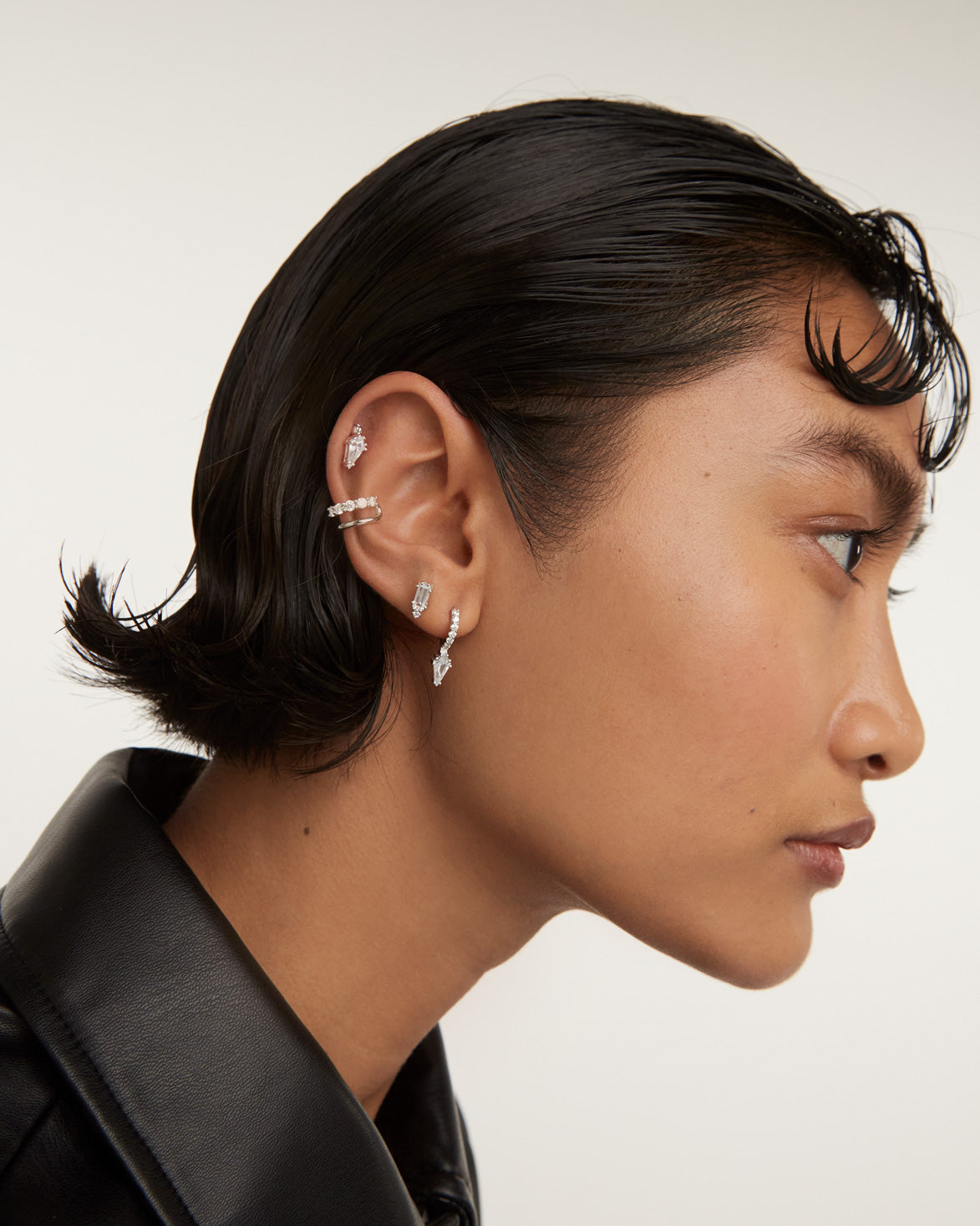 GRID Alexia Silver Ear Cuff - Elegant Sterling Silver Ear Cuff Jewelry for Women, Trendy Cartilage Earring for Helix or Upper Ear Piercing - Perfect for Parties, Weddings & Everyday Wear
