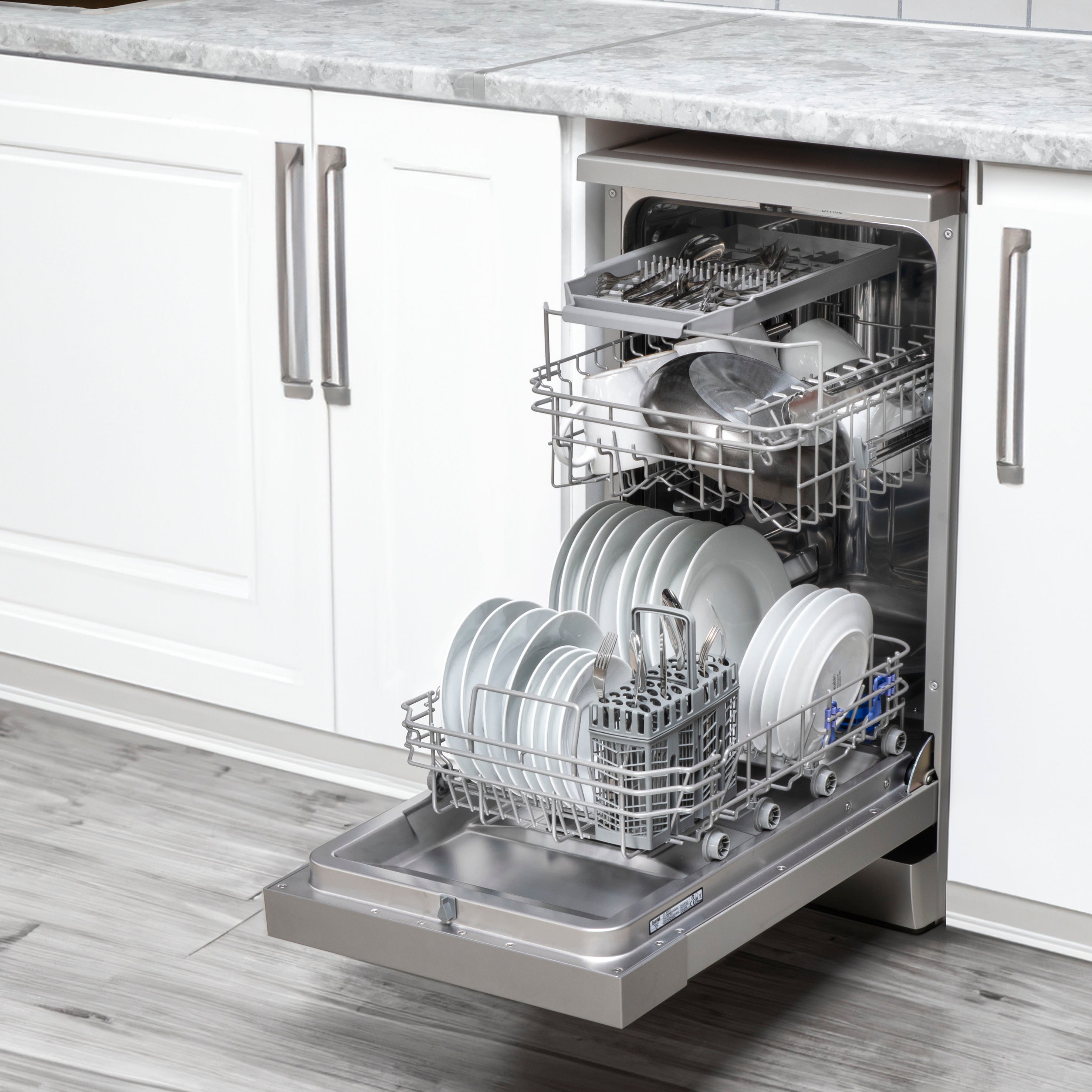 Baridi 45cm Slimline Freestanding Dishwasher - 10 Place Settings, 8 Wash Programs, Energy Efficient, Silver (DH166) - Perfect for Small Kitchens & Apartments