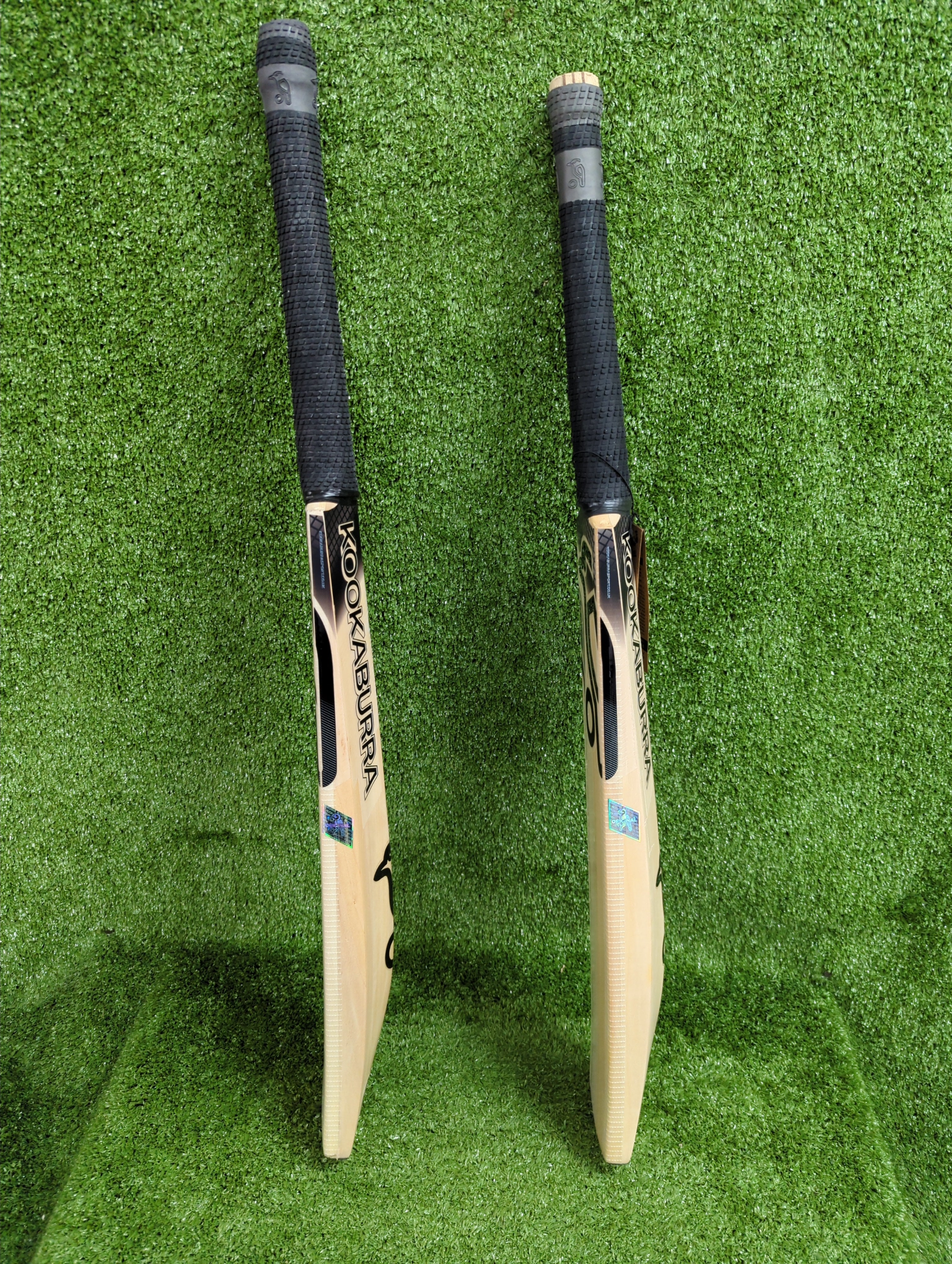 Kookaburra Stealth 3.1 Junior Youth Cricket Bat - English Willow - Perfect for Junior Cricket Training & Matches