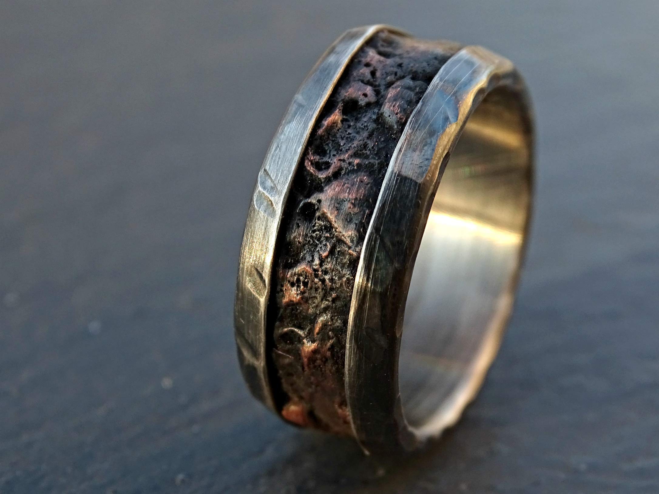 Cool Men's Copper Silver Viking Wedding Band - Rugged Wood Grain Engagement Ring for Him - Perfect for Outdoor Adventures and Special Occasions