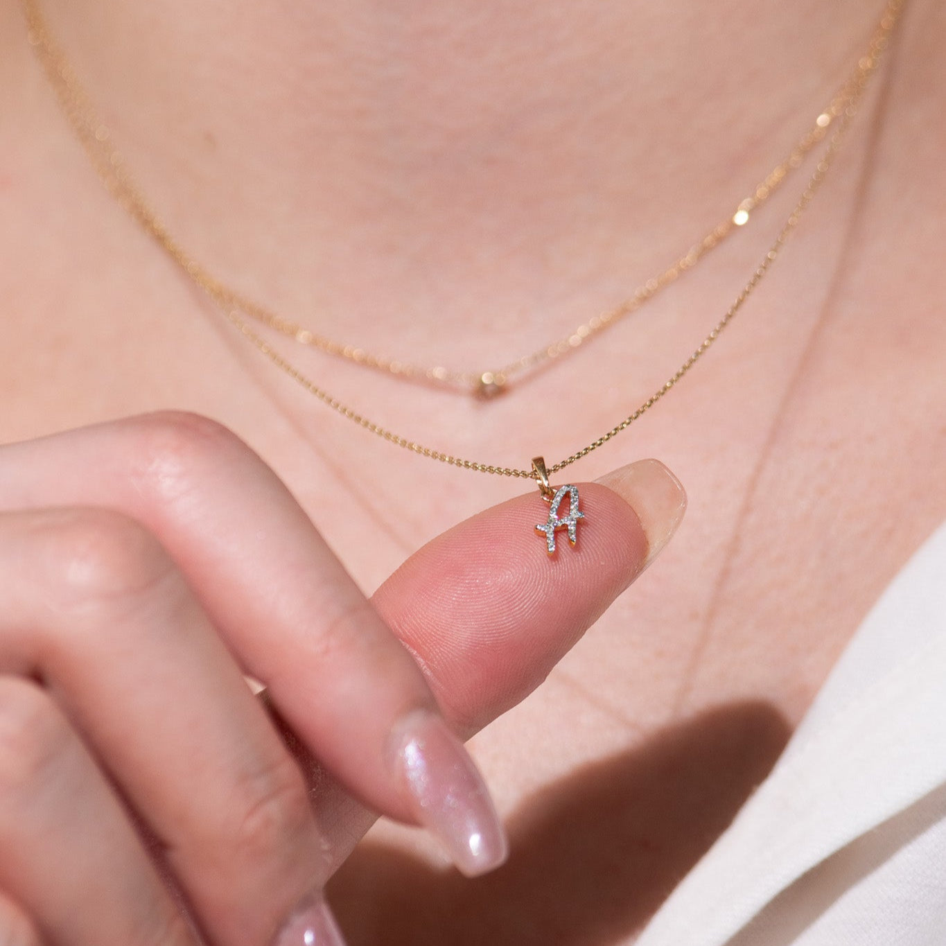 14K White Gold Diamond Initial Necklace - Personalized Cursive Letter Pendant for Women - Perfect Gift for Birthday, Anniversary & Valentine's Day