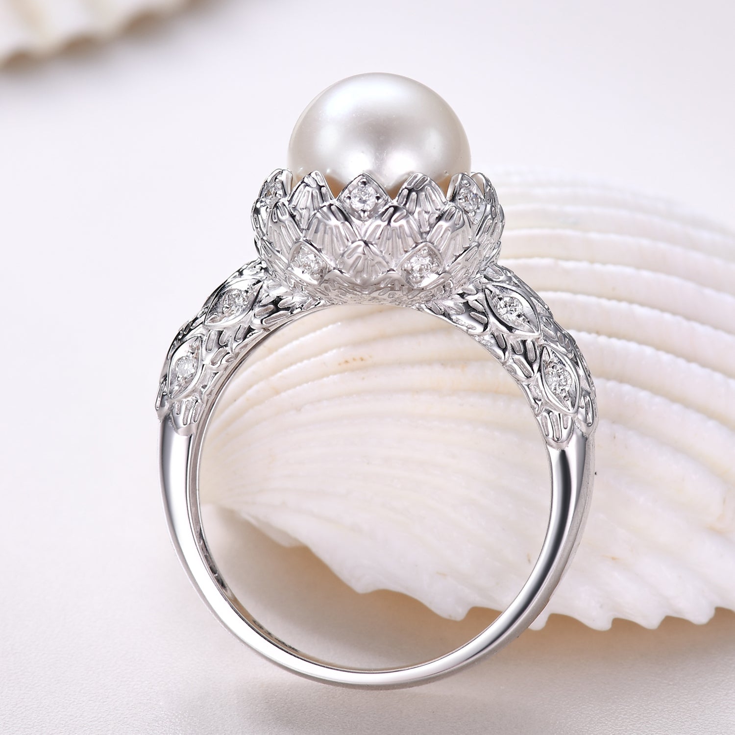 9mm Round Cut Pearl Engagement Ring - Vintage Lotus Diamond White Gold Wedding Band for Brides, Anniversary & Special Occasions